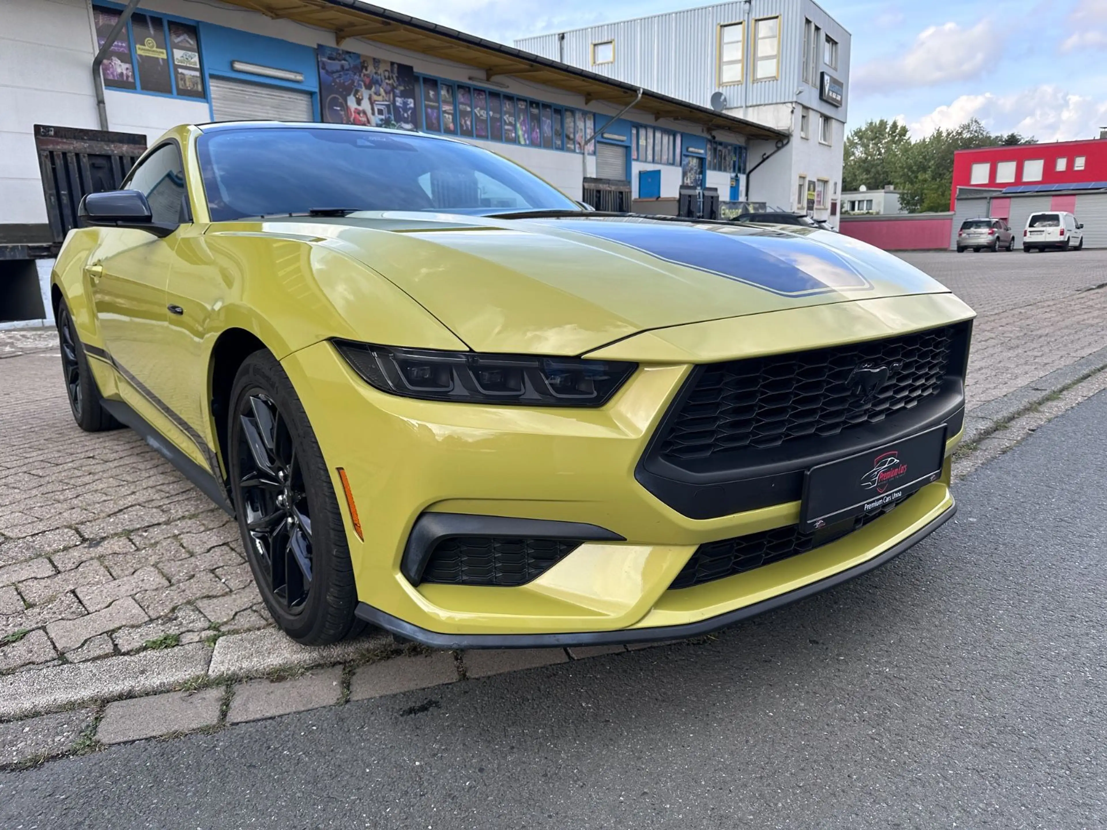Ford Mustang 2.3 Sportback — photo 5
