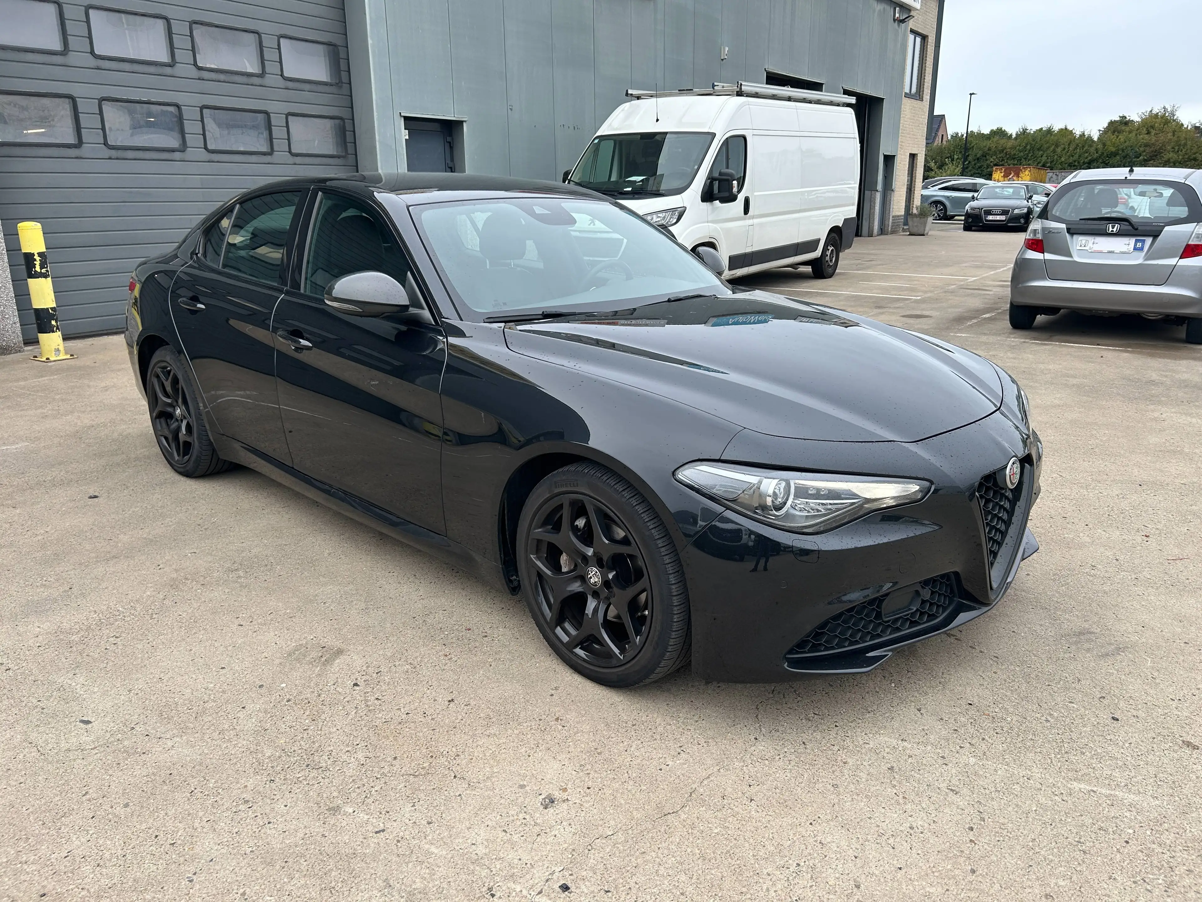 Alfa Romeo Giulia Giulia 2.2 JTDm B-Tech zie foto's met keuring en onderhoud — photo 3