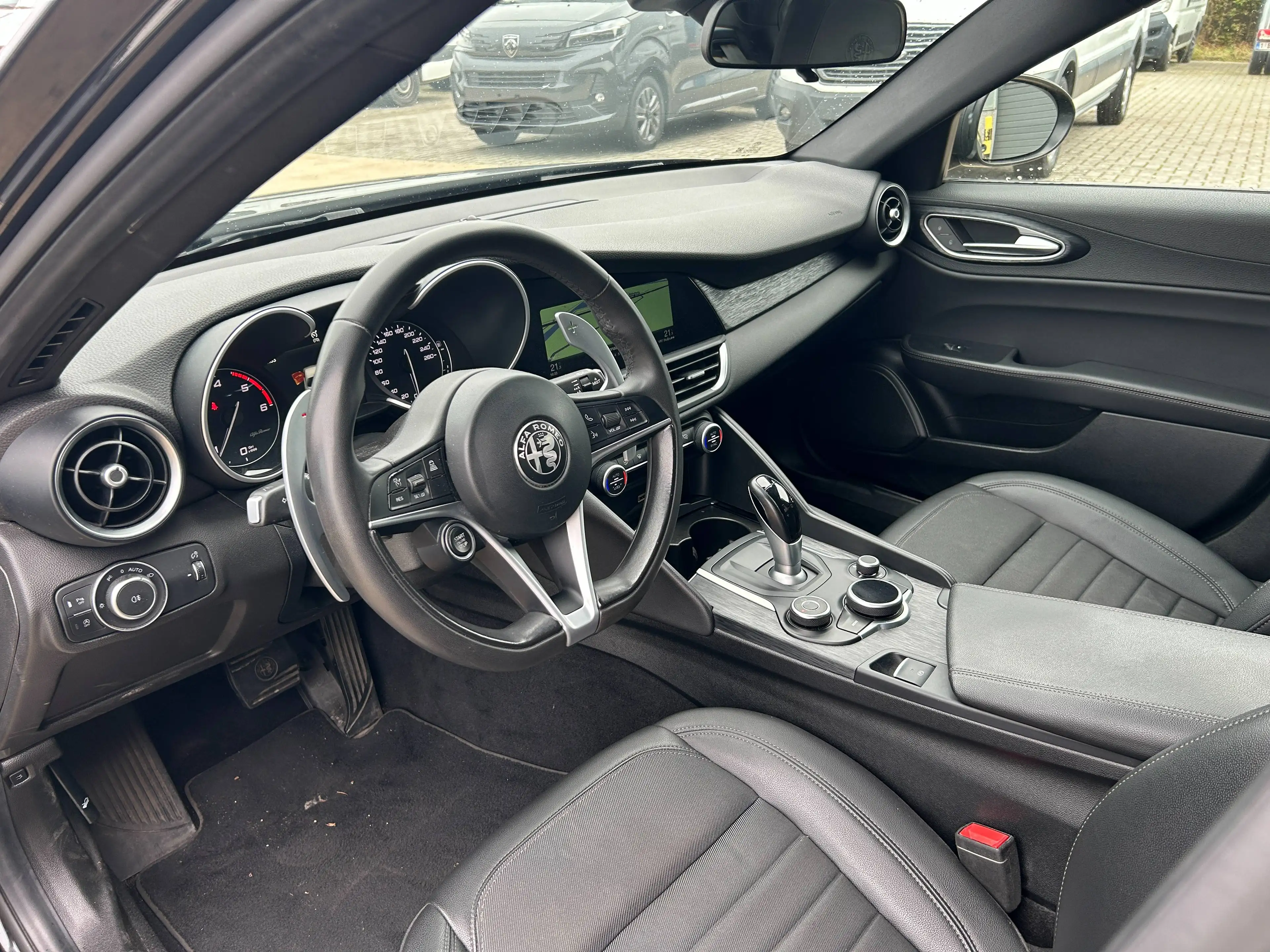 Alfa Romeo Giulia Giulia 2.2 JTDm B-Tech zie foto's met keuring en onderhoud — photo 7
