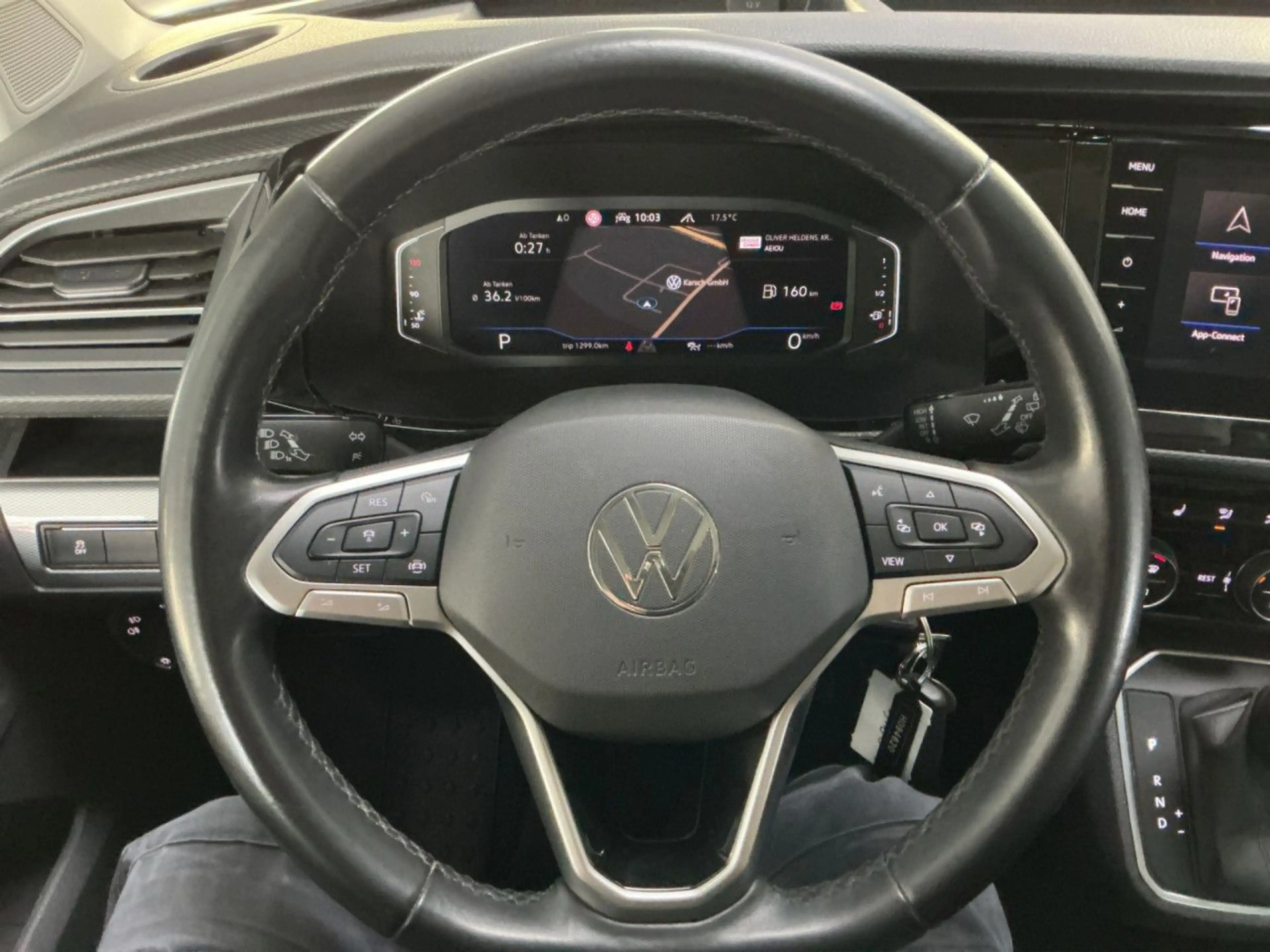 Volkswagen T6.1 Multivan 2.0 TDI DSG Highline AHK, NAVI, DCC, — photo 14