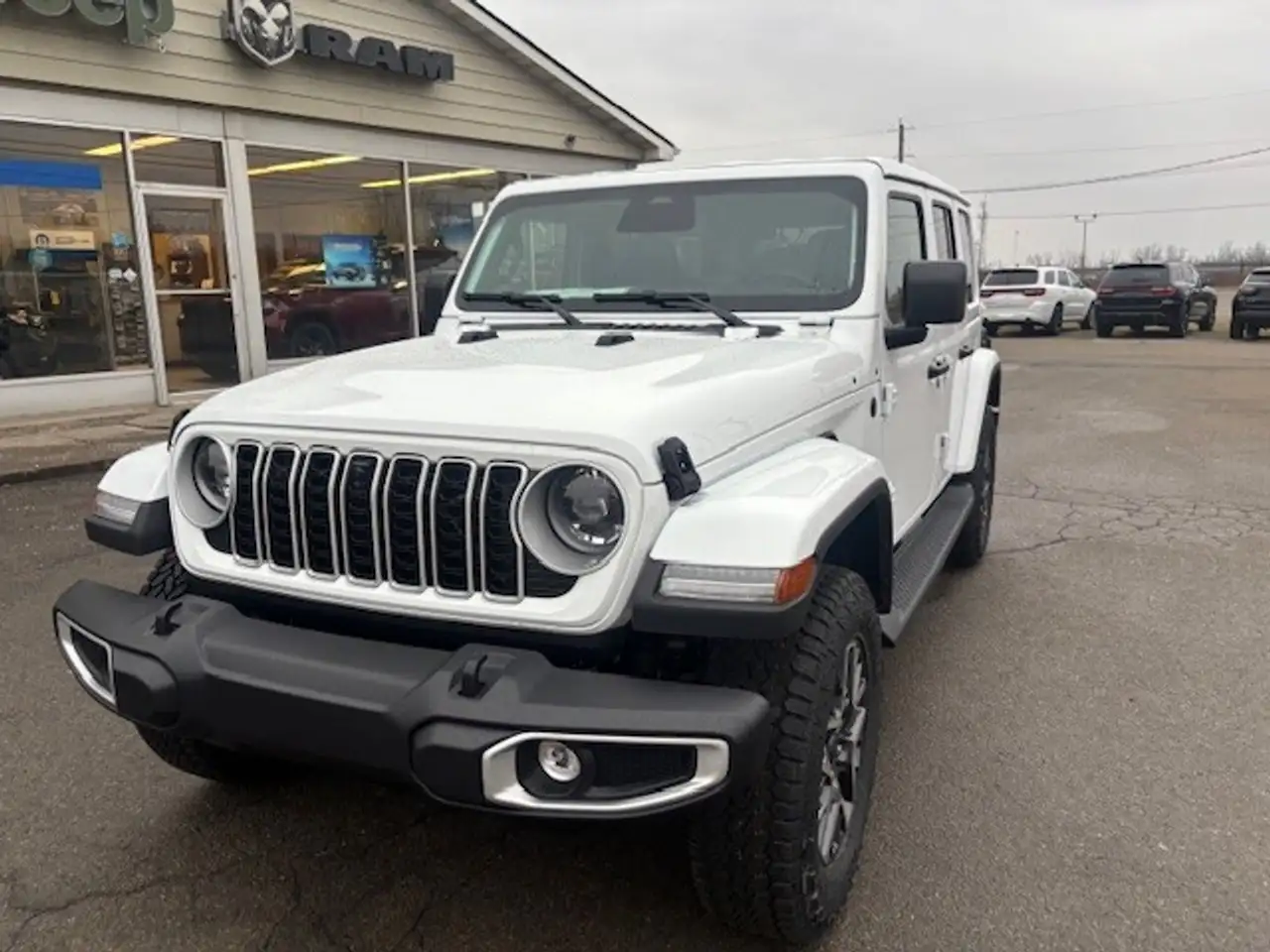 Jeep Wrangler снимка Jeep Wrangler