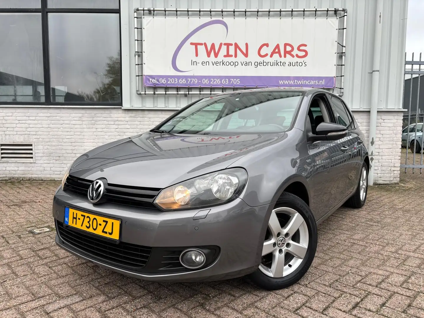 Volkswagen Golf Variant 1.2 TSI Trendline 5drs airco navi Gris - 2