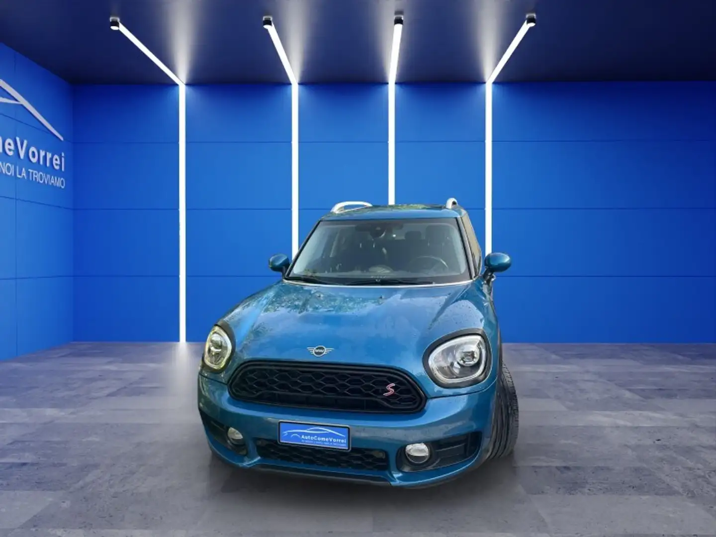 MINI Cooper SD Countryman Mini 2.0 Cooper SD Boost Countryman Automatica Бежевый  - 1