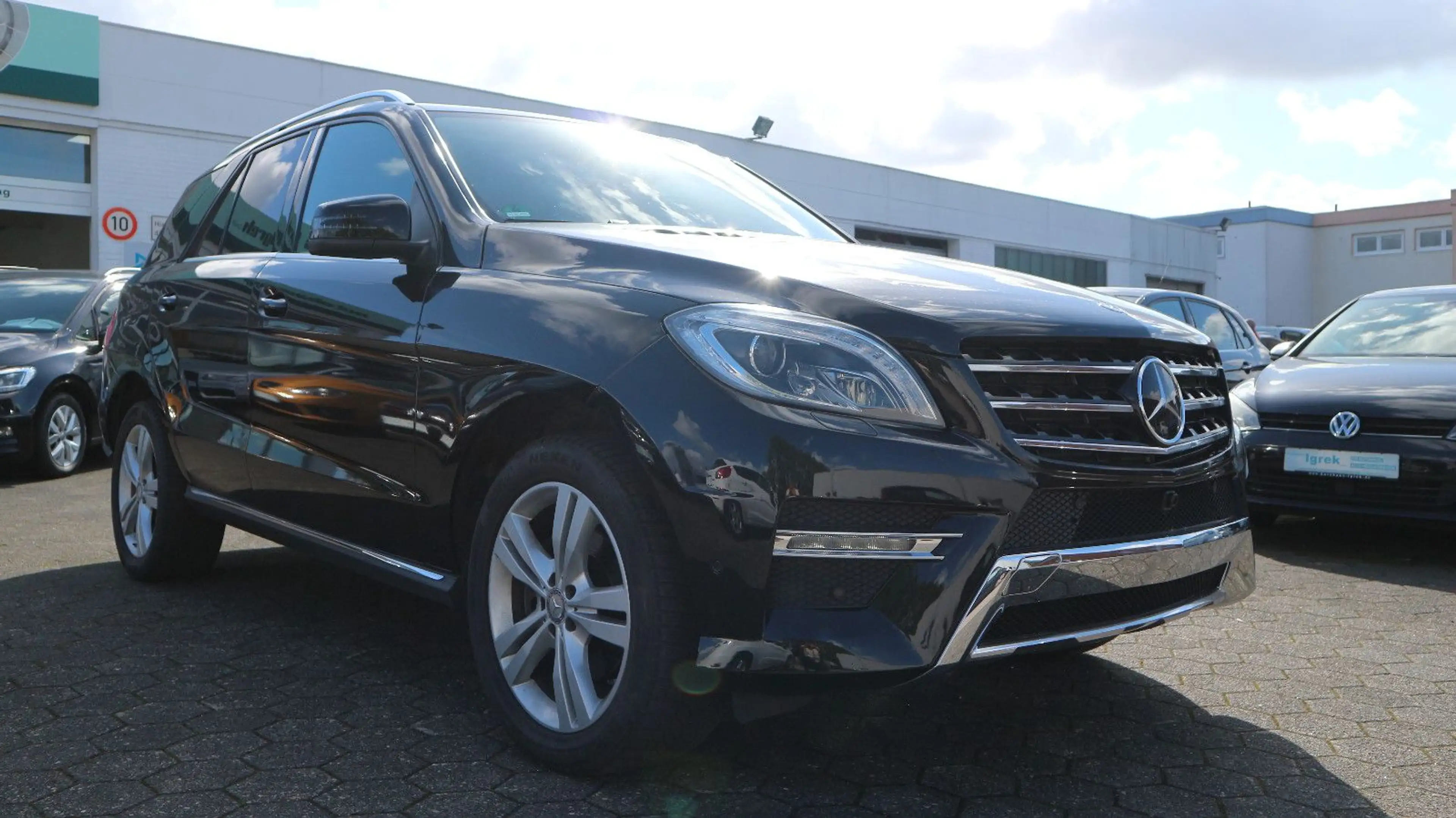 Mercedes-Benz ML 350 CDI BlueTec 4Matic AHK/Leder/NAVI/Xenon.. — photo 4