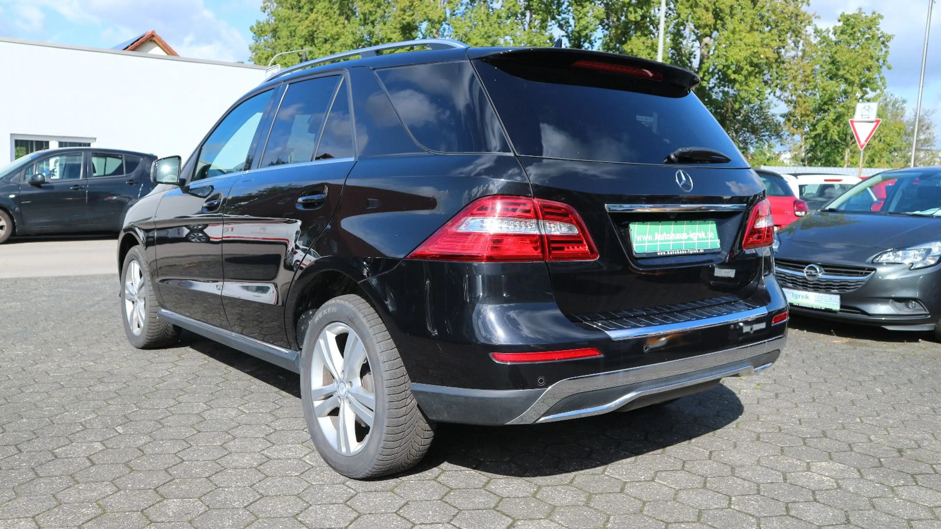 Mercedes-Benz ML 350 CDI BlueTec 4Matic AHK/Leder/NAVI/Xenon.. — photo 5