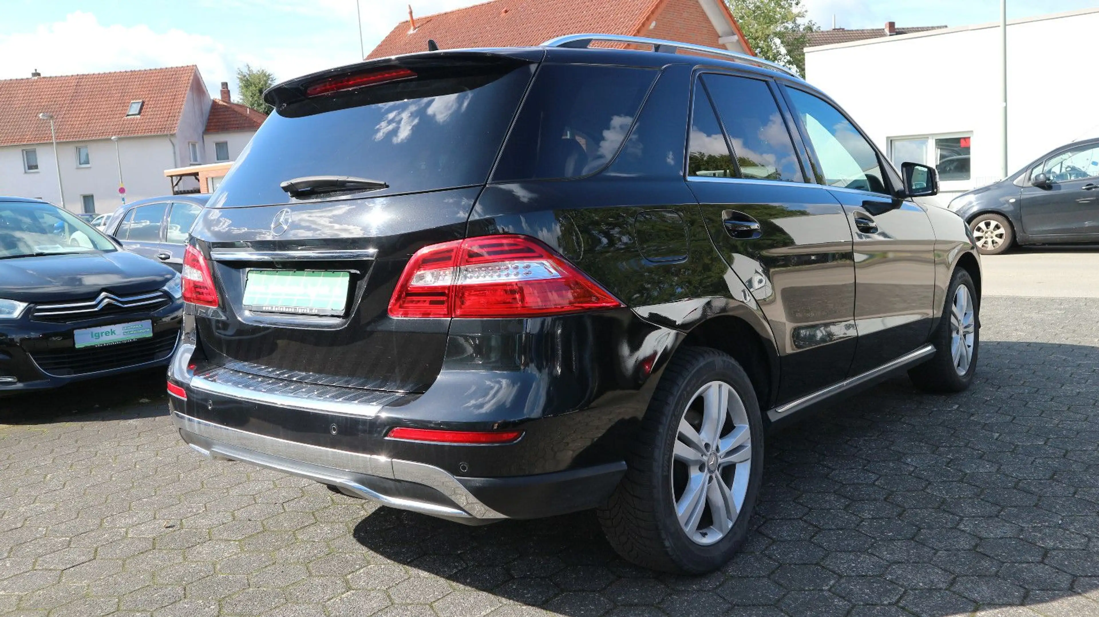 Mercedes-Benz ML 350 CDI BlueTec 4Matic AHK/Leder/NAVI/Xenon.. — photo 7