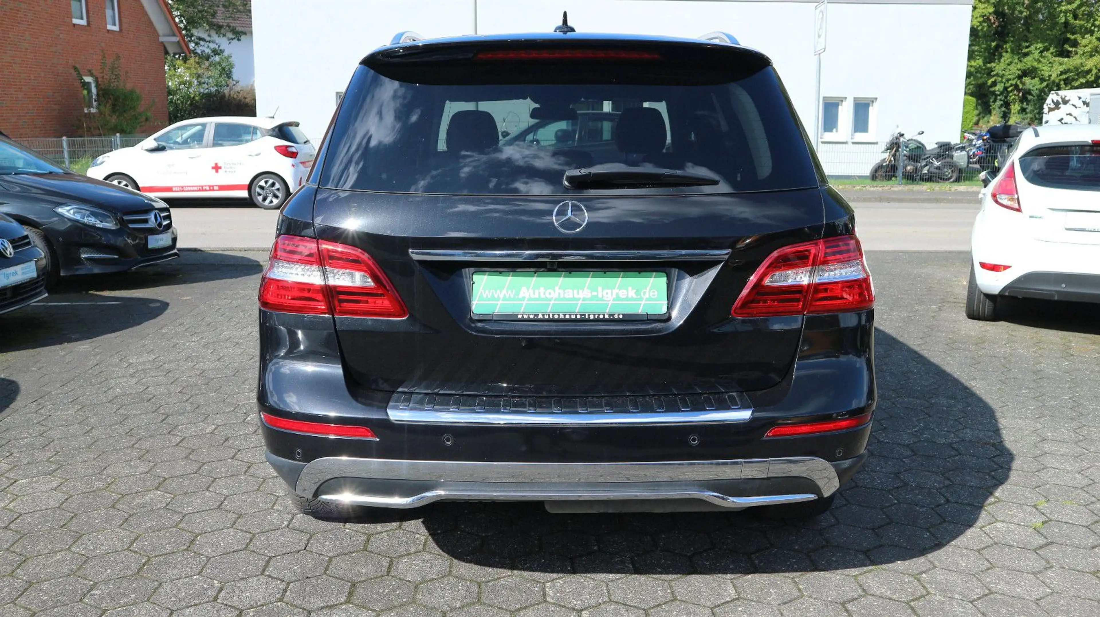 Mercedes-Benz ML 350 CDI BlueTec 4Matic AHK/Leder/NAVI/Xenon.. — photo 6