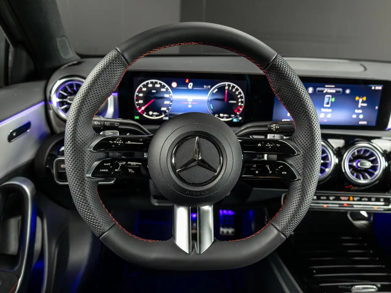 Mercedes-Benz A-Class 2026 — фото 10