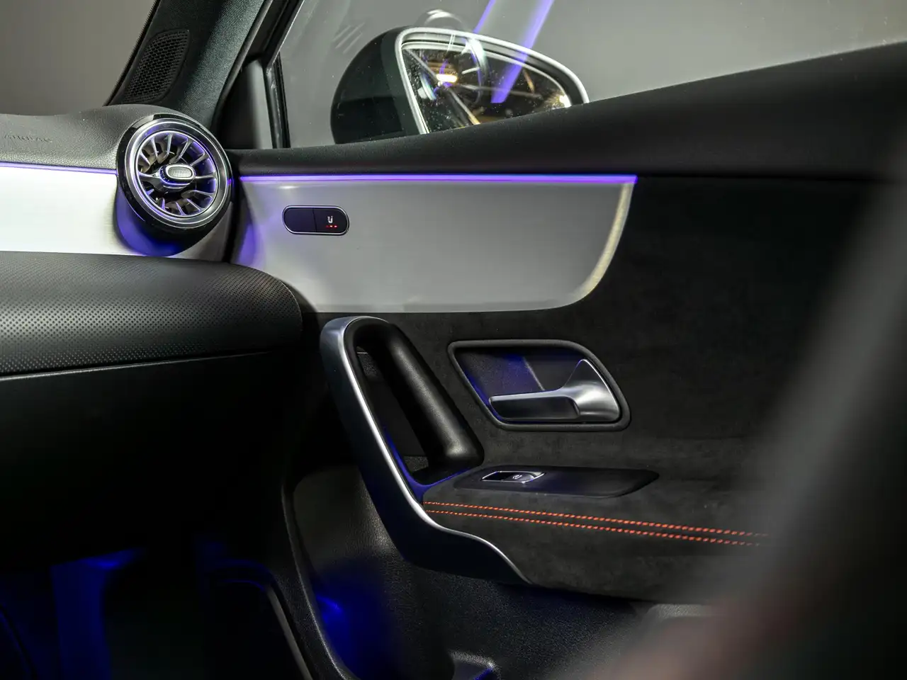 Mercedes-Benz A-Class 2026 — фото 15
