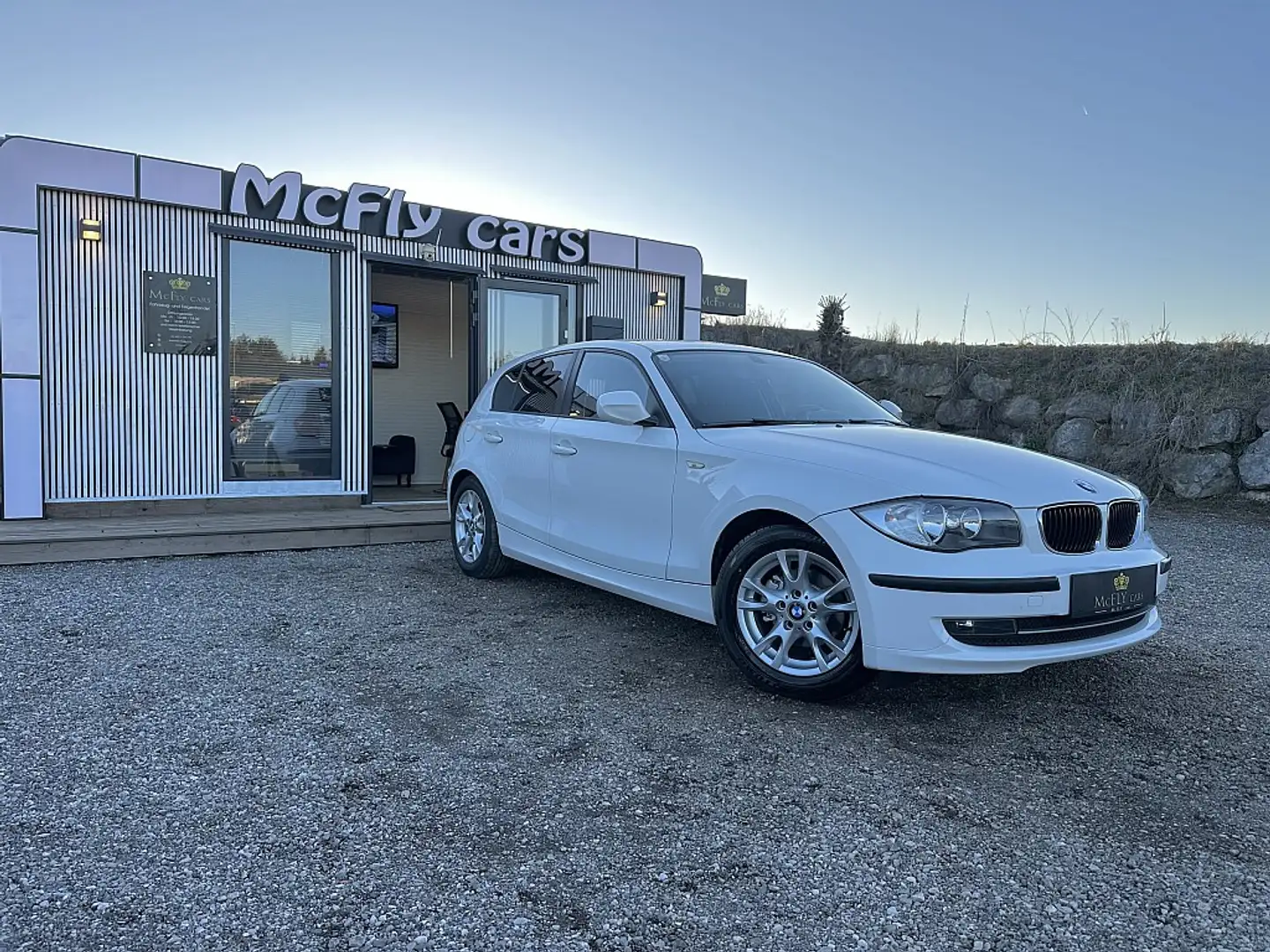 BMW 116 d - PICKERL NEU - ALUFELGEN - ELEKTRISCHE FENST... Wit - 1