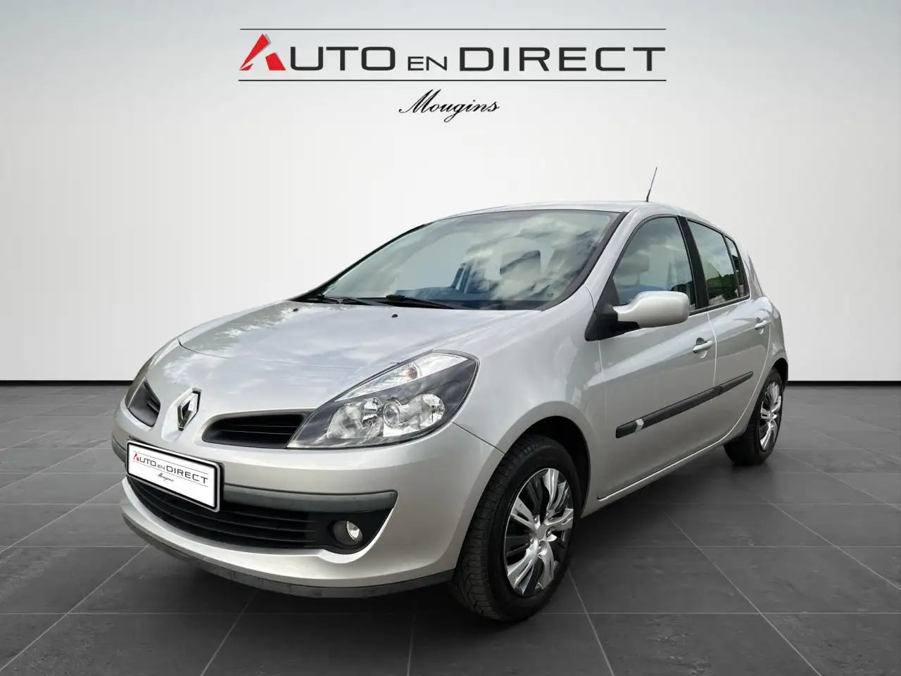 Renault Clio 1.6i 16V - 110 - BVA  III BERLINE Dynami