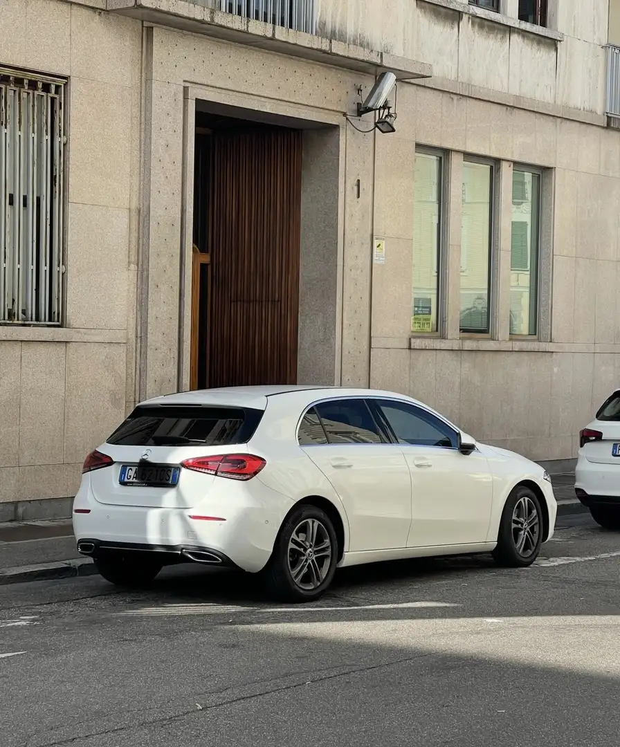 Mercedes-Benz 180 Blanco - 2