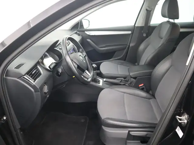 Skoda Octavia view 21