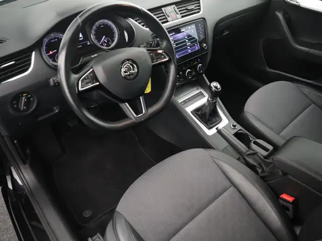 Skoda Octavia view 9