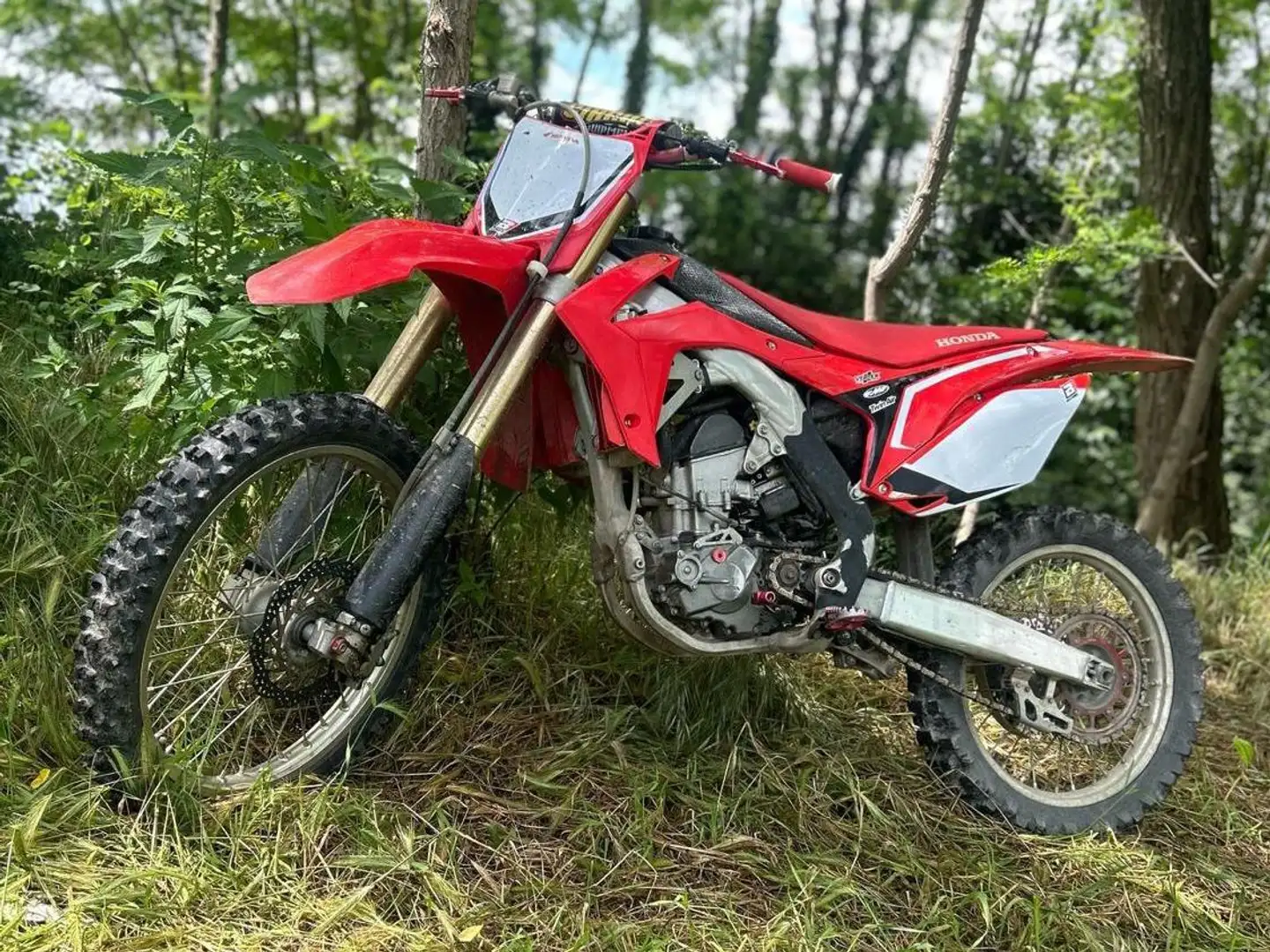 Honda CRF 250 Roşu - 2