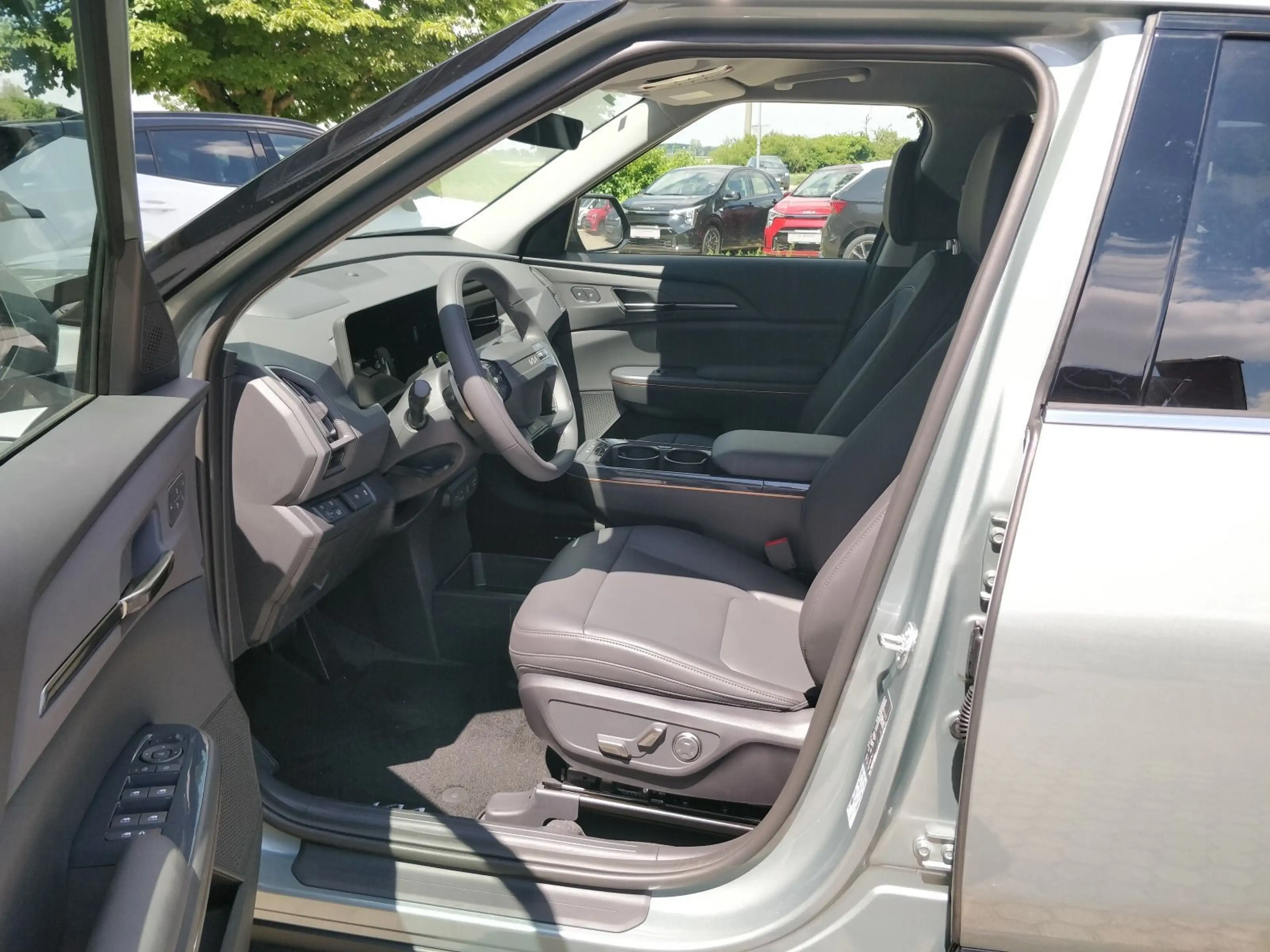 Kia EV5 2WD EARTH Sofort verfügbar 360° WÄRME KEYLES — photo 8