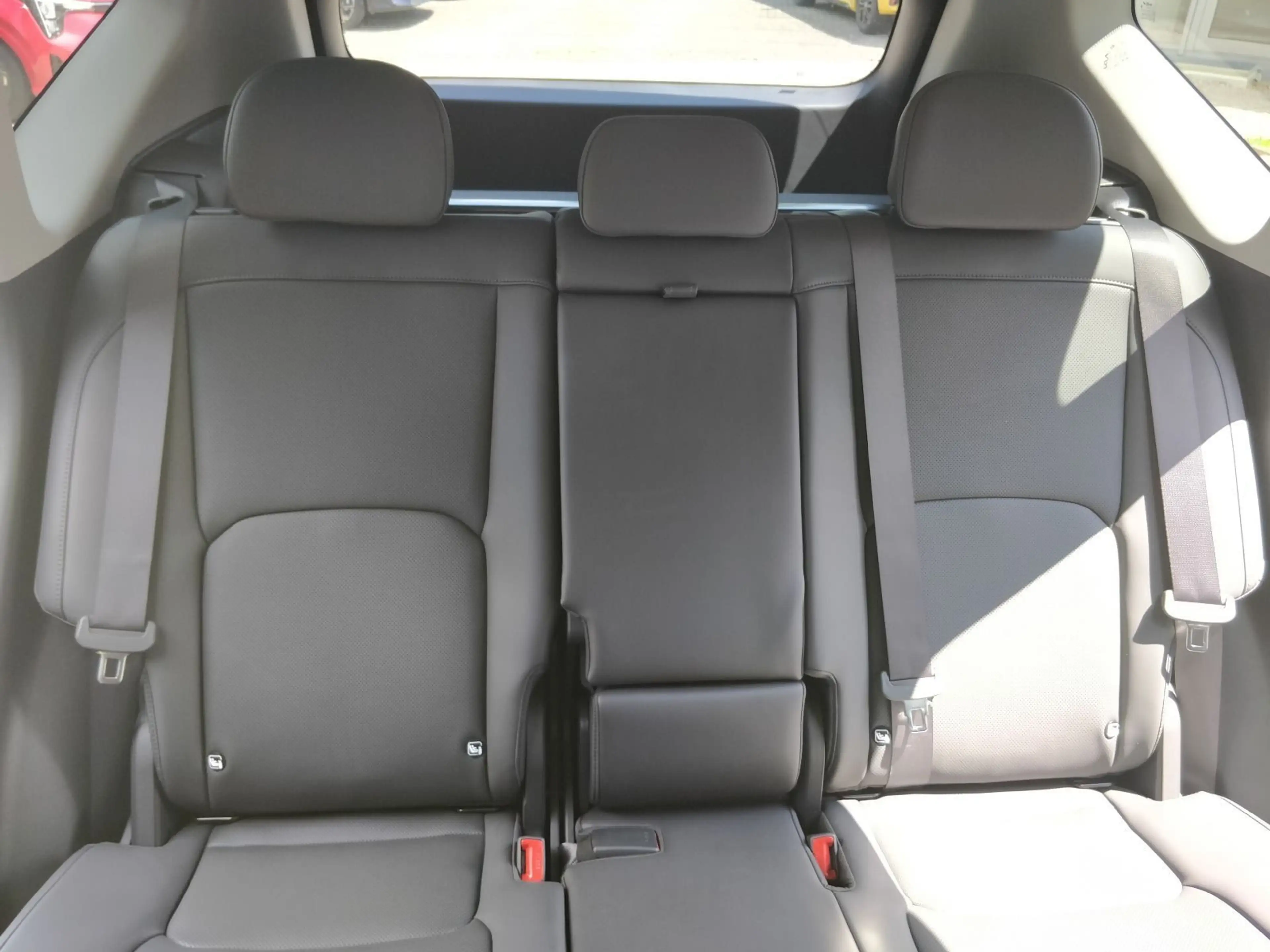 Kia EV5 2WD EARTH Sofort verfügbar 360° WÄRME KEYLES — photo 11
