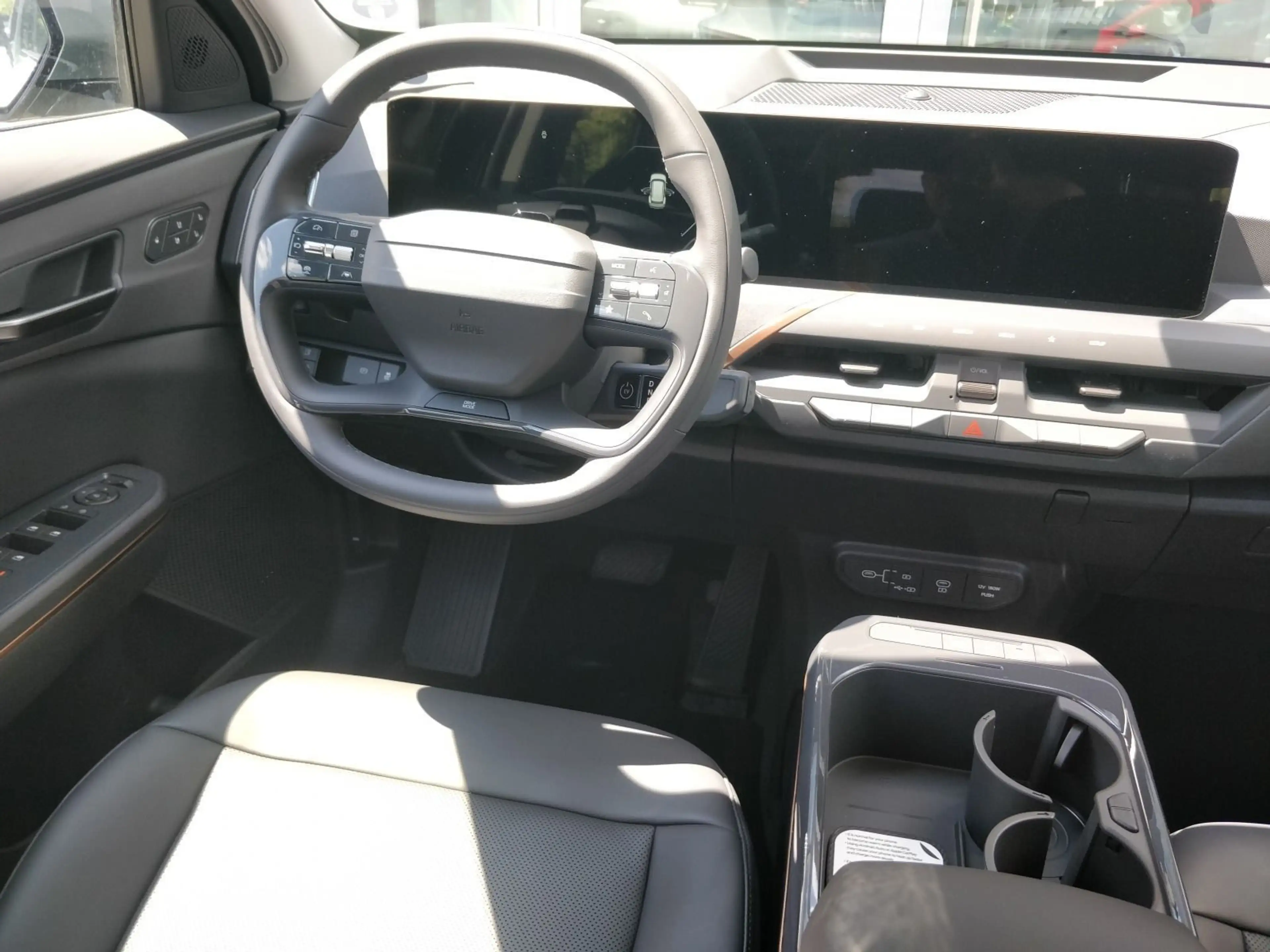 Kia EV5 2WD EARTH Sofort verfügbar 360° WÄRME KEYLES — photo 14
