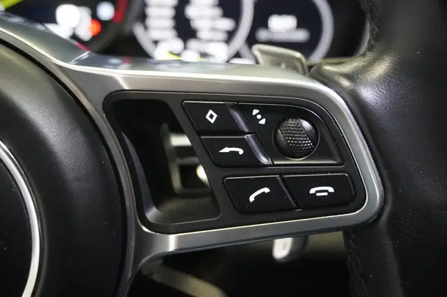 Porsche Panamera view 14