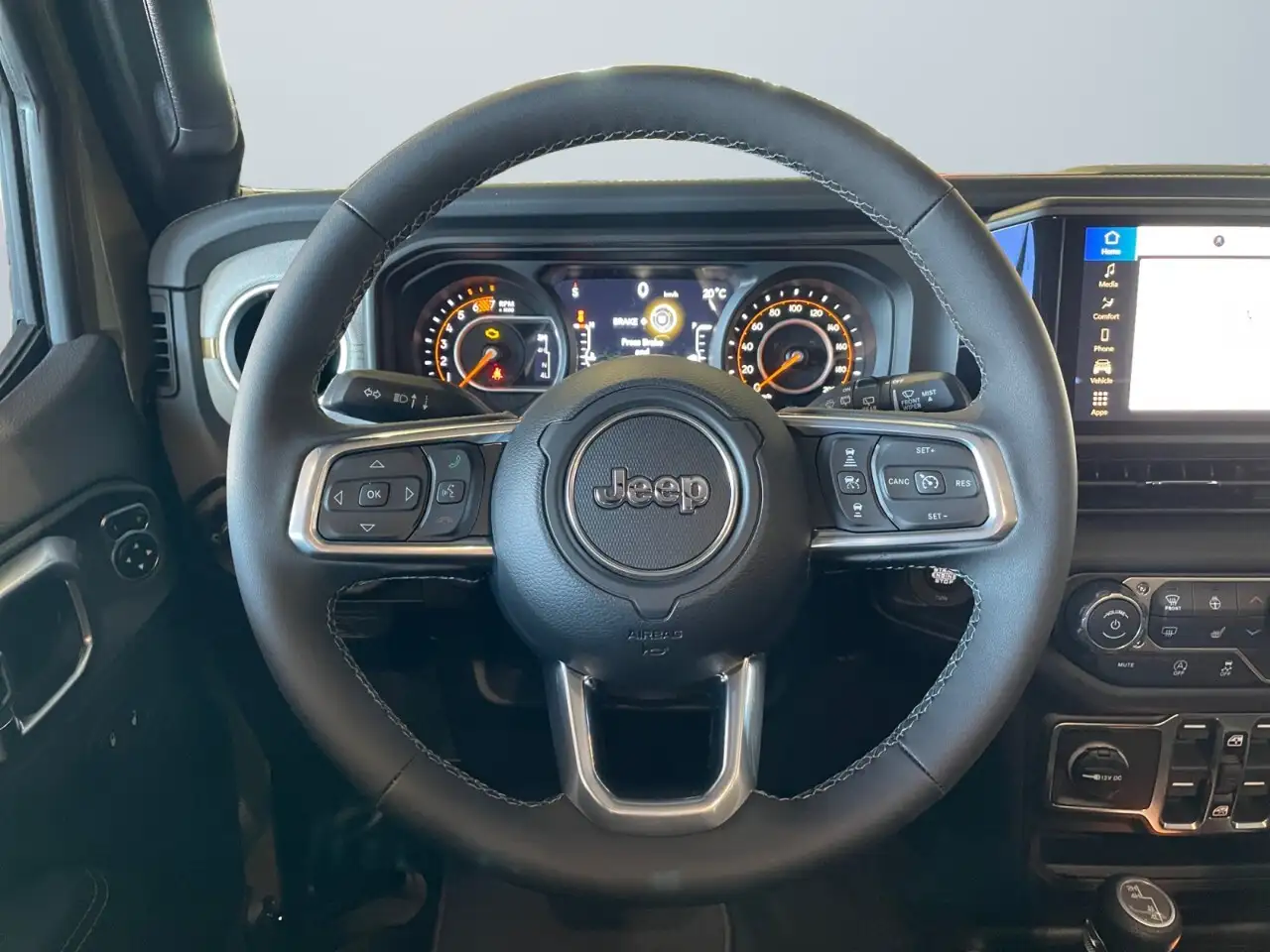 Jeep Wrangler снимка Jeep Wrangler