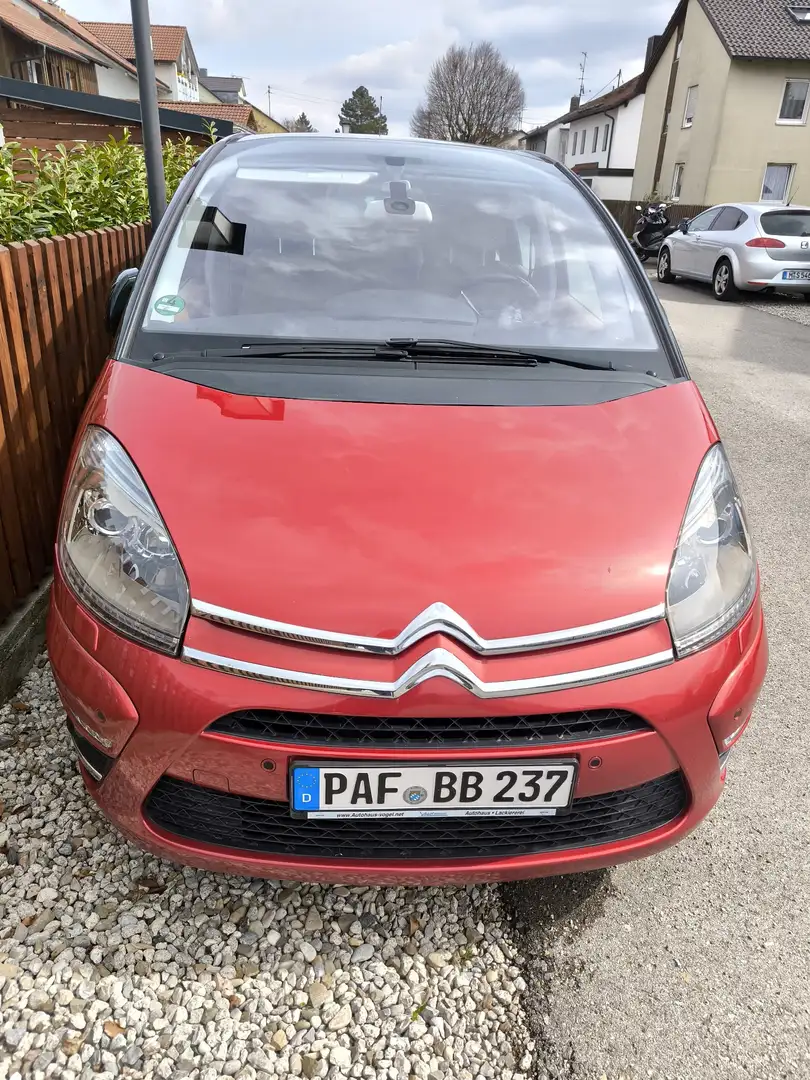 Citroen C4 Picasso 1.6 e-HDi FAP EGS6 Exclusive - 1
