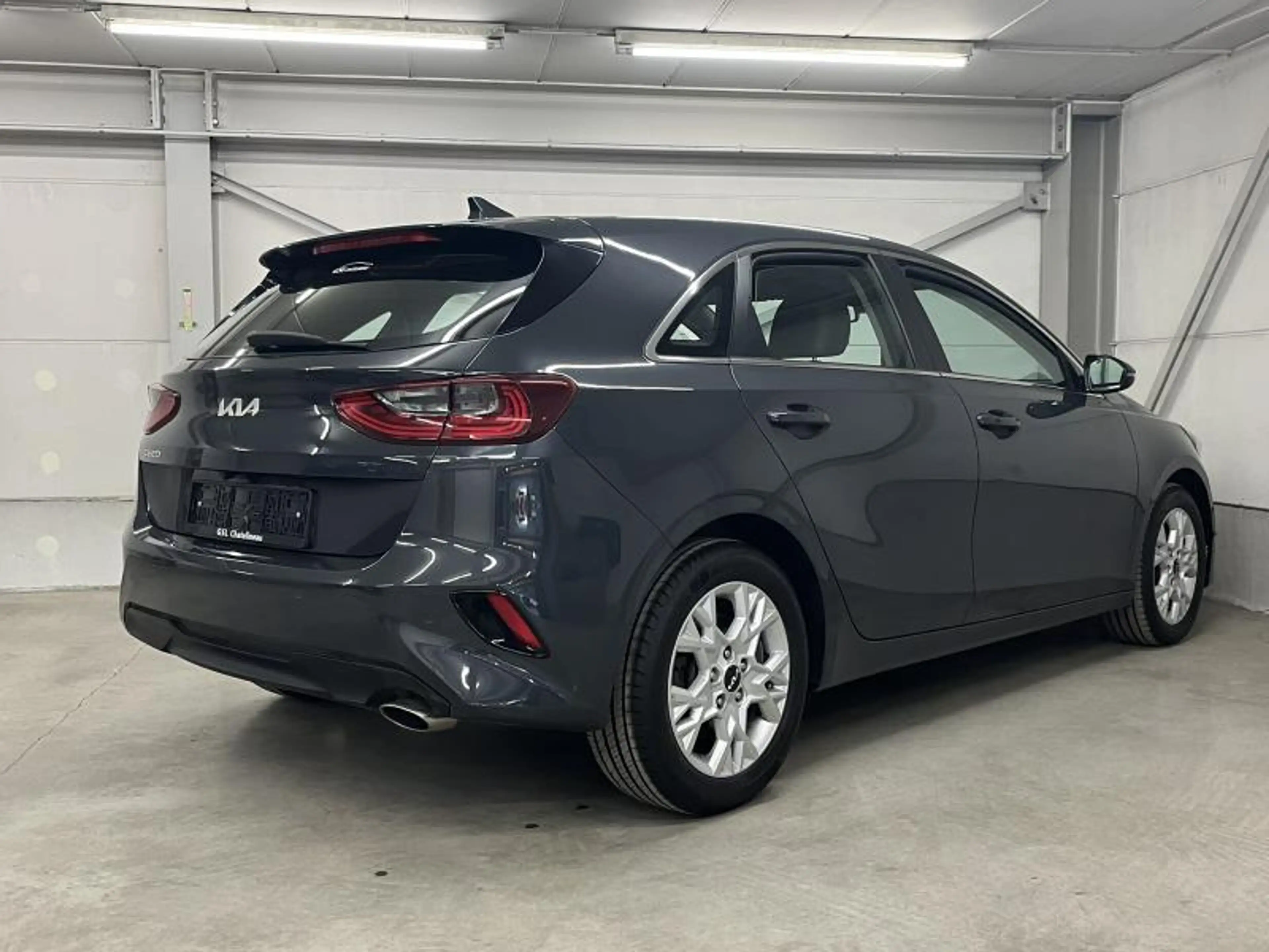 Kia Ceed / cee'd 1.0T-GDi 120cv 2022 Navi/Cruise/Camera/Carplay — photo 5