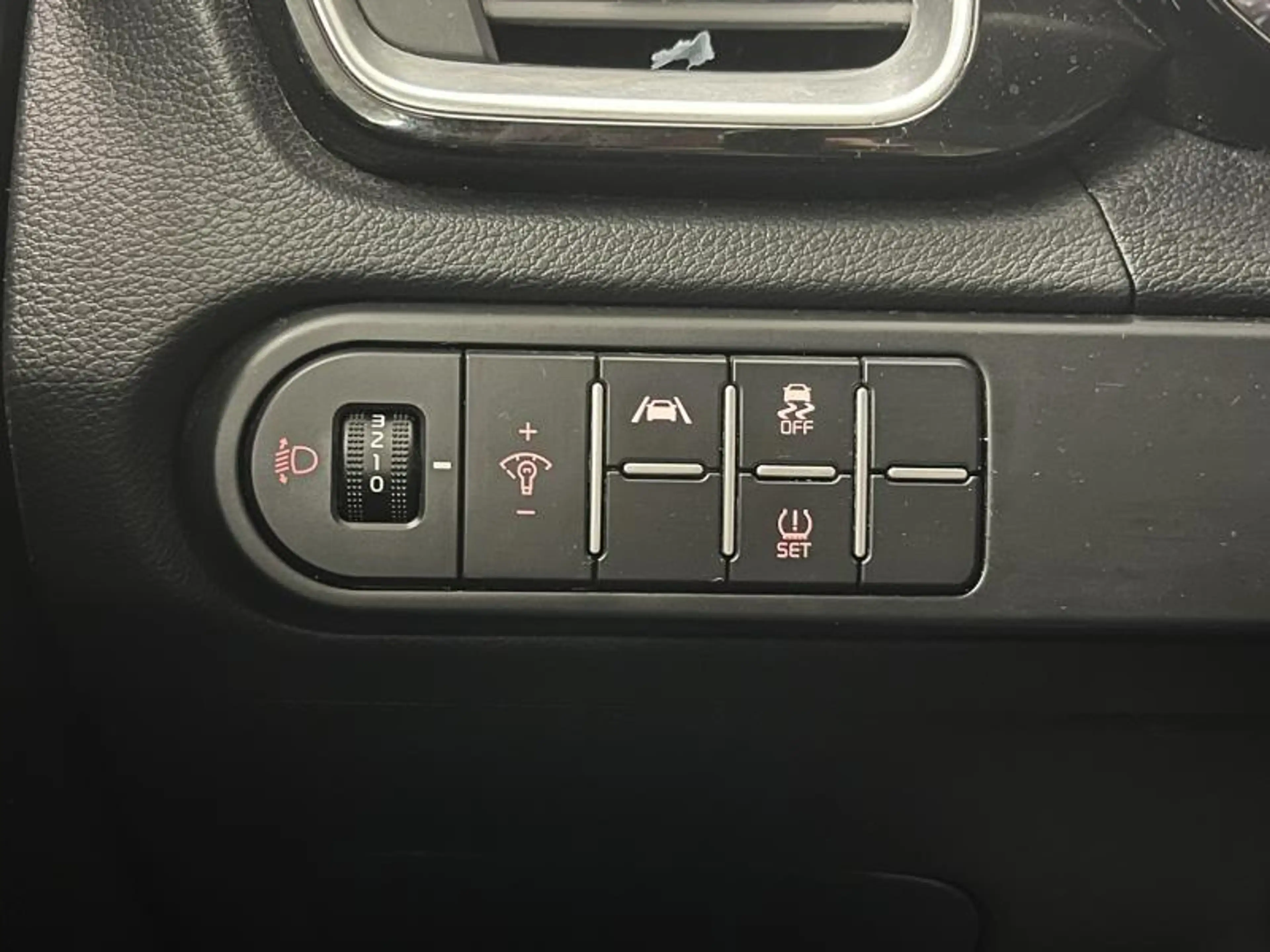Kia Ceed / cee'd 1.0T-GDi 120cv 2022 Navi/Cruise/Camera/Carplay — photo 15