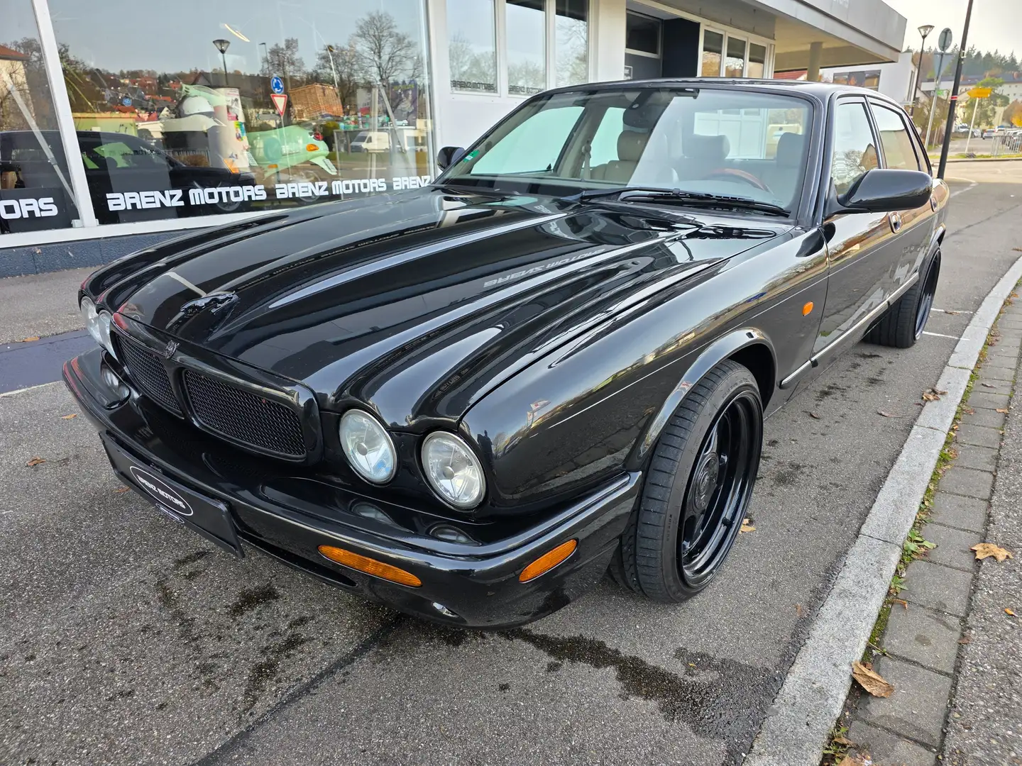 Jaguar XJR XJ Schwarz - 1