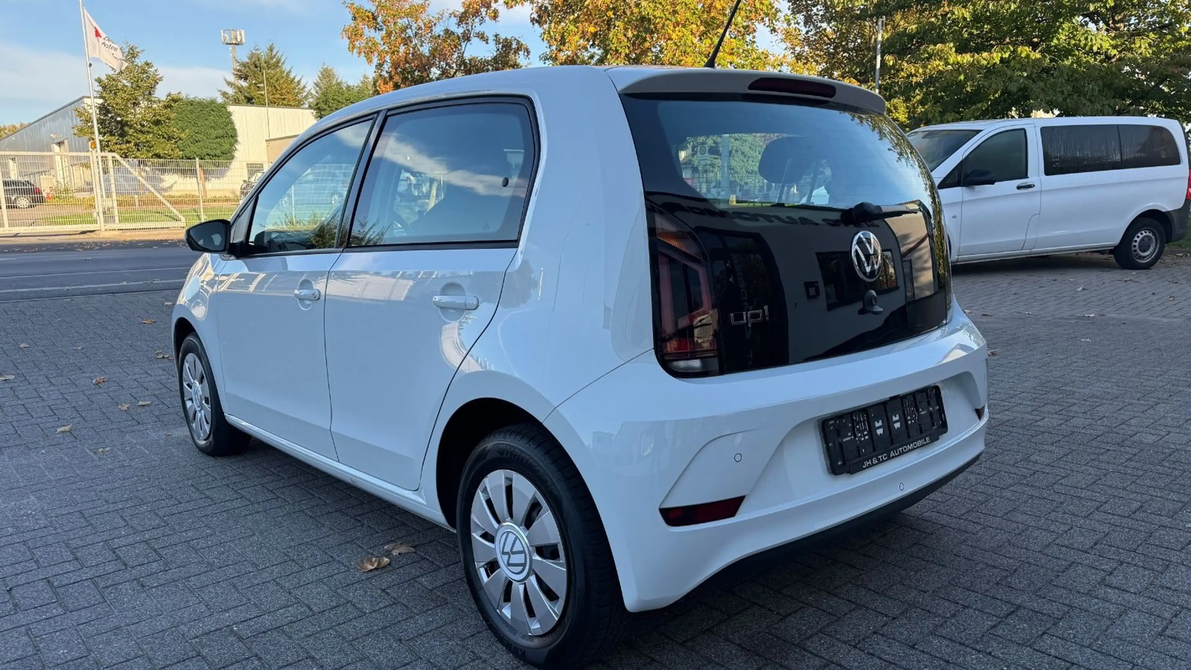 Volkswagen up! 4türig/Klima/Sitzh/Kamera/Pdc/Tempo/Freisp. — photo 5
