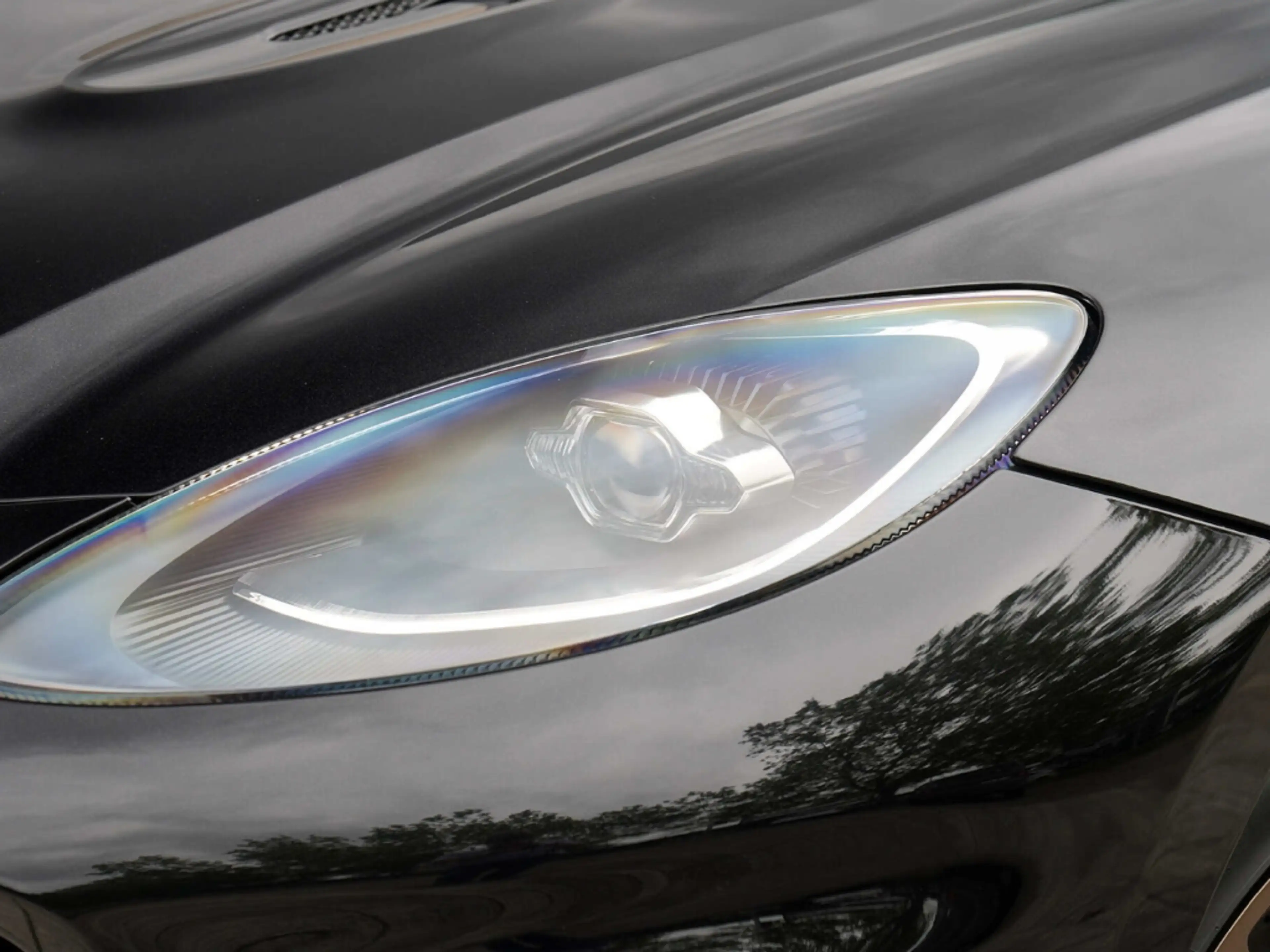 Aston Martin DBX 707 Ultramarine Black / Dark Knight — photo 11