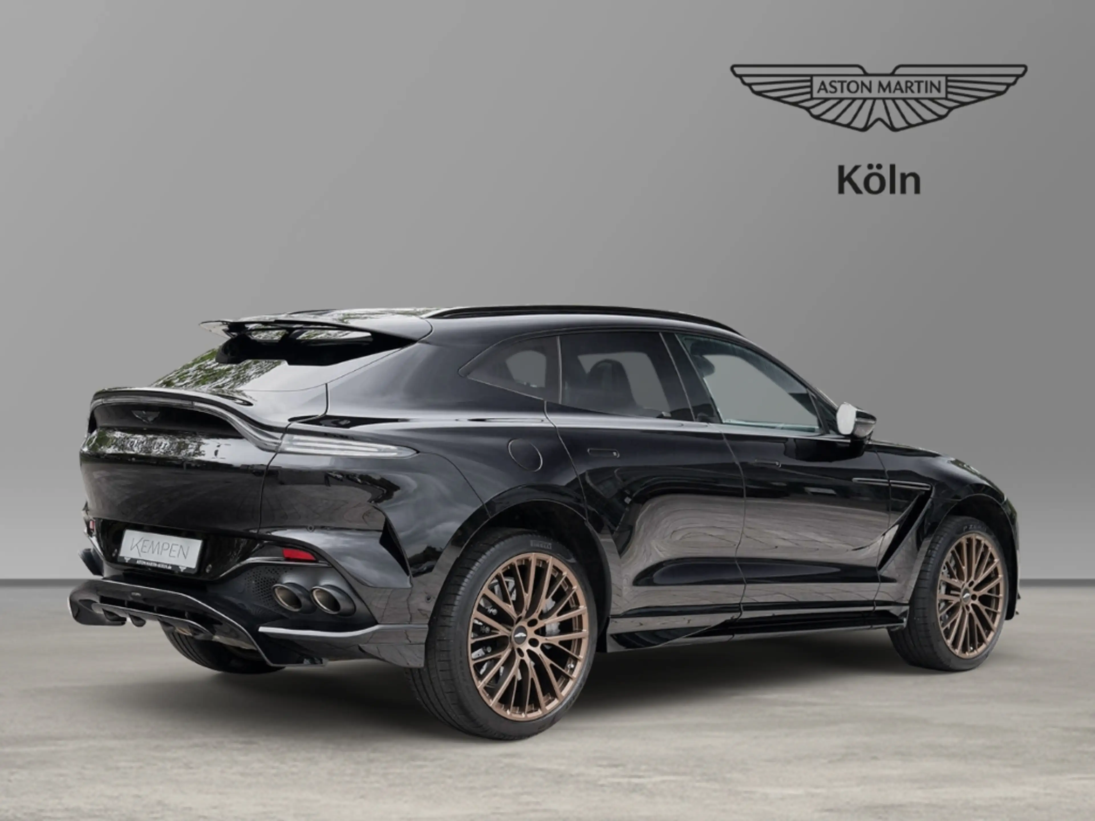Aston Martin DBX 707 Ultramarine Black / Dark Knight — photo 4