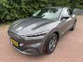 Ford Mustang Mach-E EXTENDED RWD 98KWH/ACARPLAY/LEER/NAV/GARANTIE Gris - thumbnail 3
