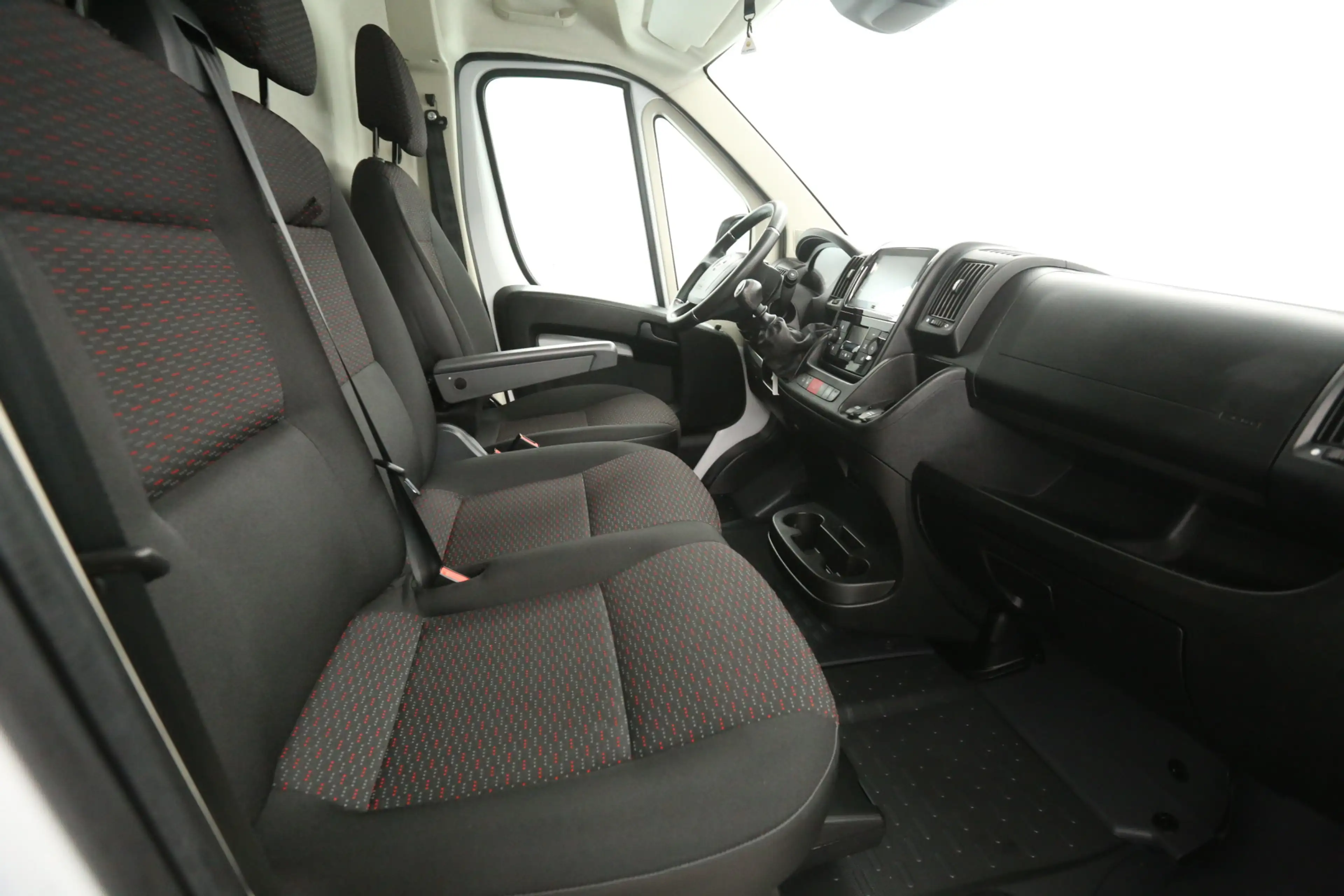 Opel Movano 2.2 BlueHDI 140PK 3,5t L3H2 | Clima | Camera | Cru — photo 23