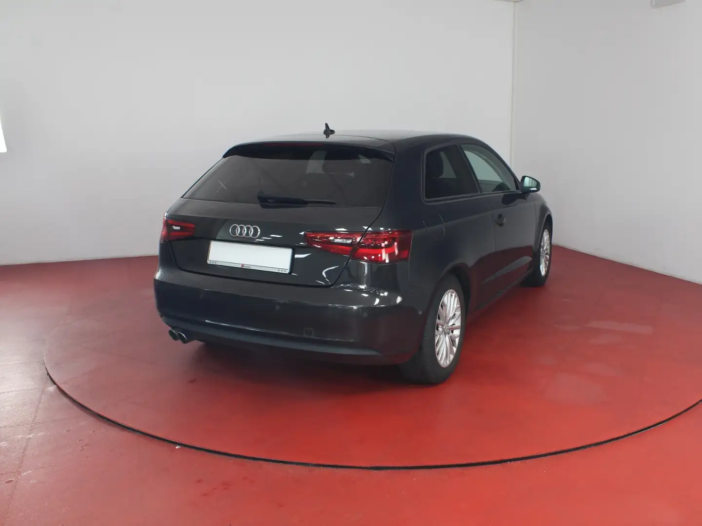 Audi A3 1.4 TFSI Ultra Ambiente TÜV bis 07/27 Navi Xenon Braun - 2