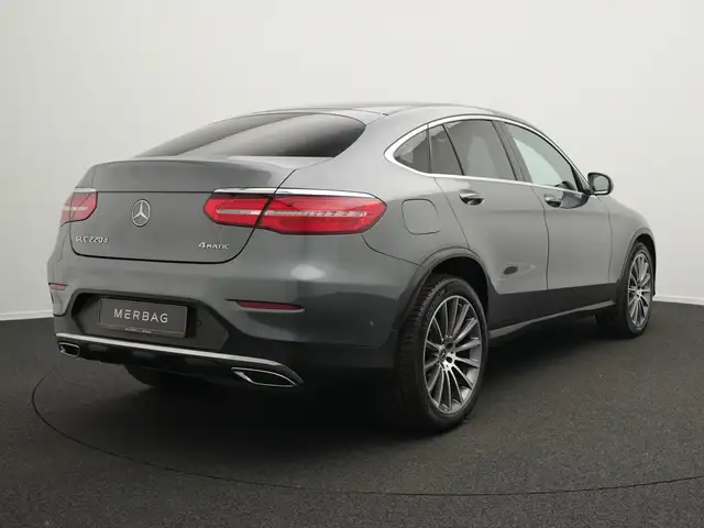 Mercedes-Benz GLC view 3