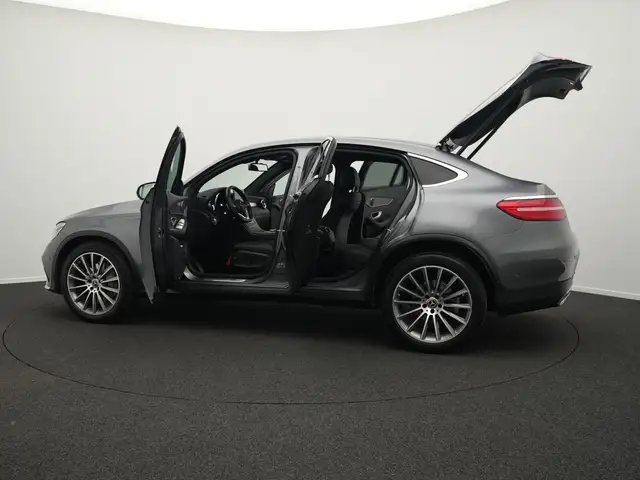 Mercedes-Benz GLC view 16