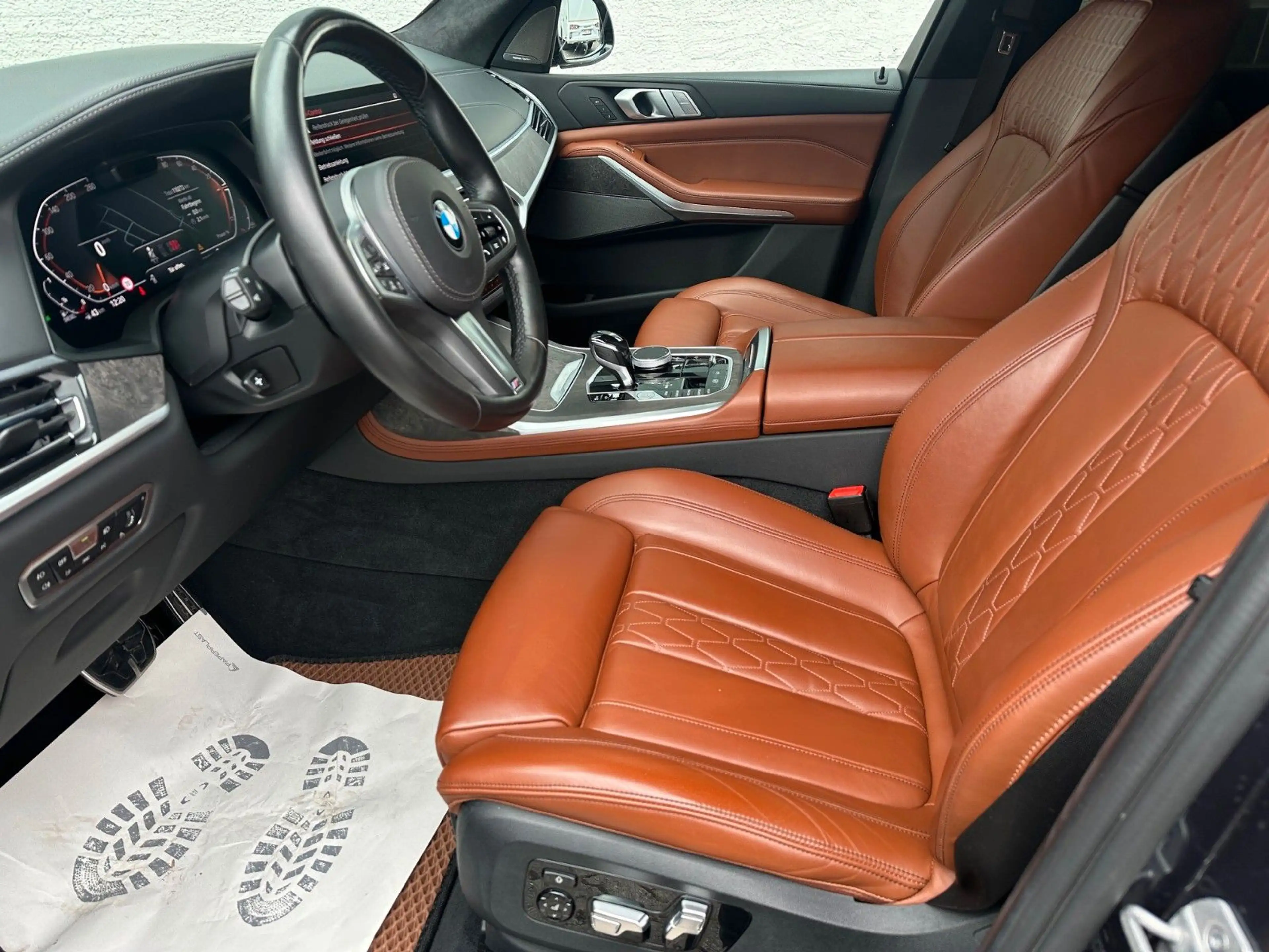 BMW X7 40d M Sport Panorama Integral AHK Komfortsitz — photo 5