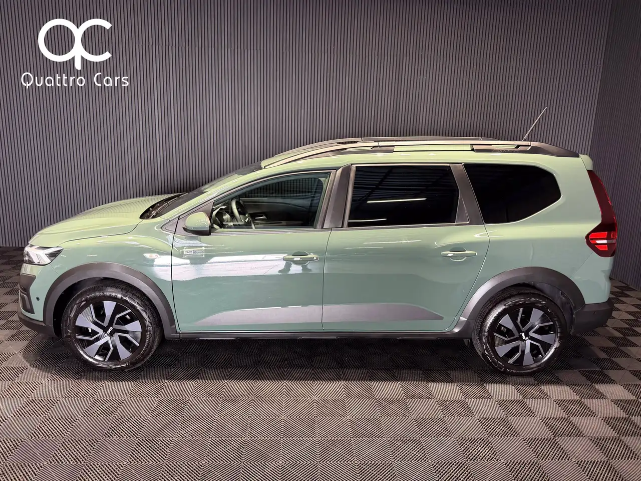 Dacia Jogger 1.0 TCe / 7 Places / Garantie Dacia 2028 / Car play / Camera, миниатюра 4