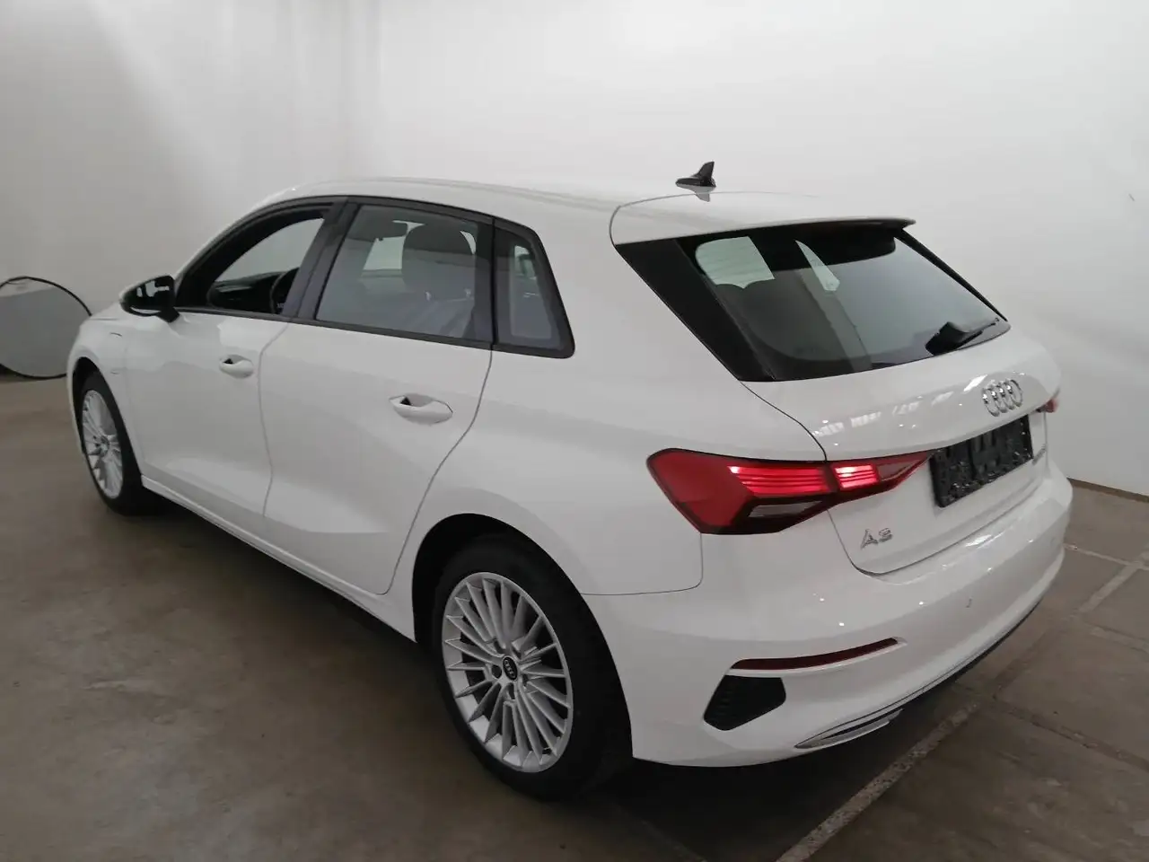 Audi A3 Sportback 40 TFSIe S tronic advanced*LANE*VIRTUAL*KLIMATRONIC, миниатюра 6