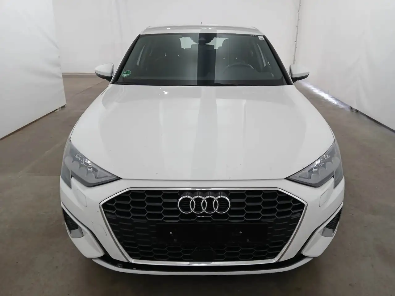 Audi A3 Sportback 40 TFSIe S tronic advanced*LANE*VIRTUAL*KLIMATRONIC, миниатюра 2