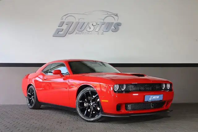 Dodge Challenger 5.7 R/T/KAMERA/BTH/MFL/SHZ/AMBIE/R20