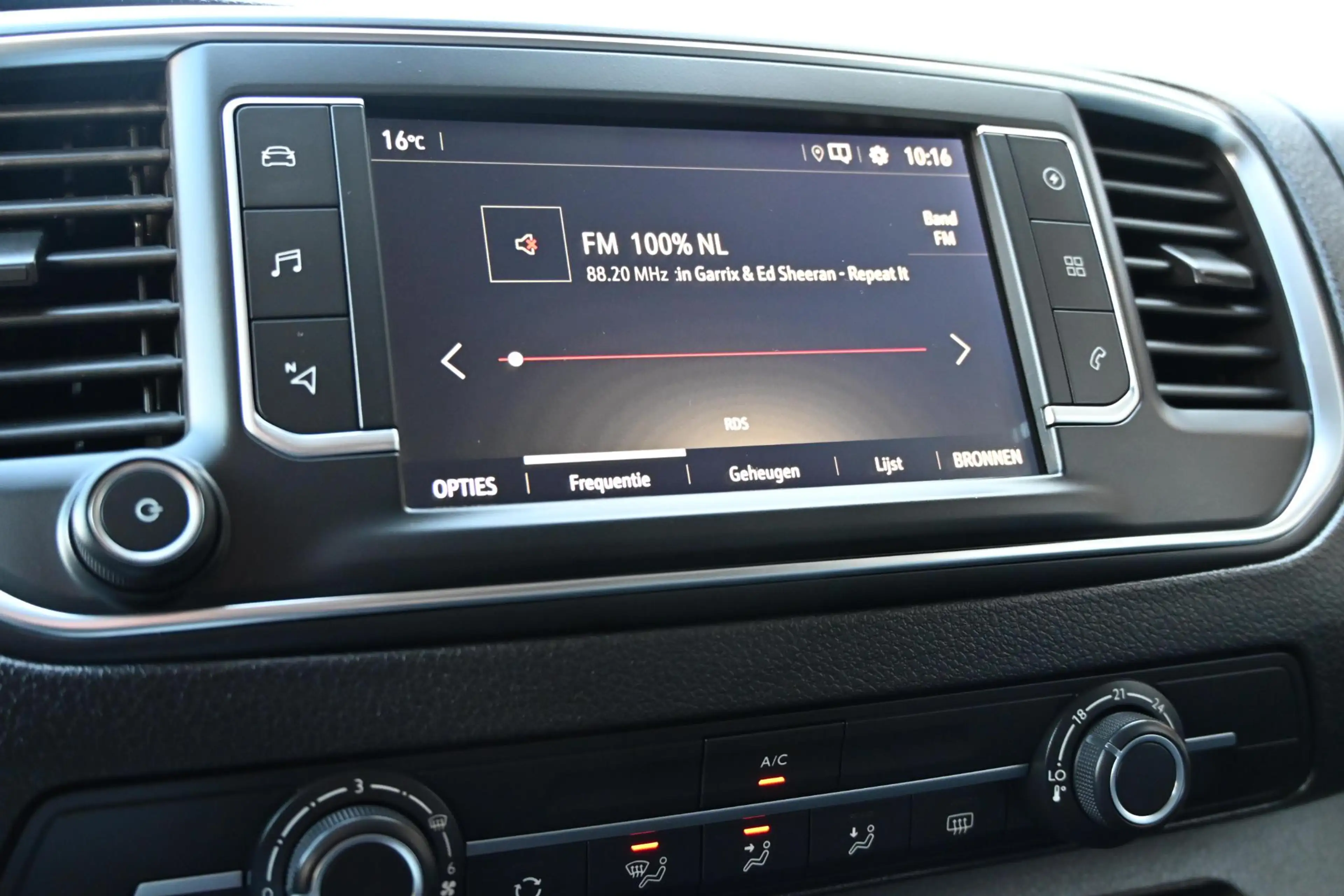 Opel Vivaro-e L2 50 kWh All-in prijs incl. 12 mnd. Bovag Garanti — photo 9