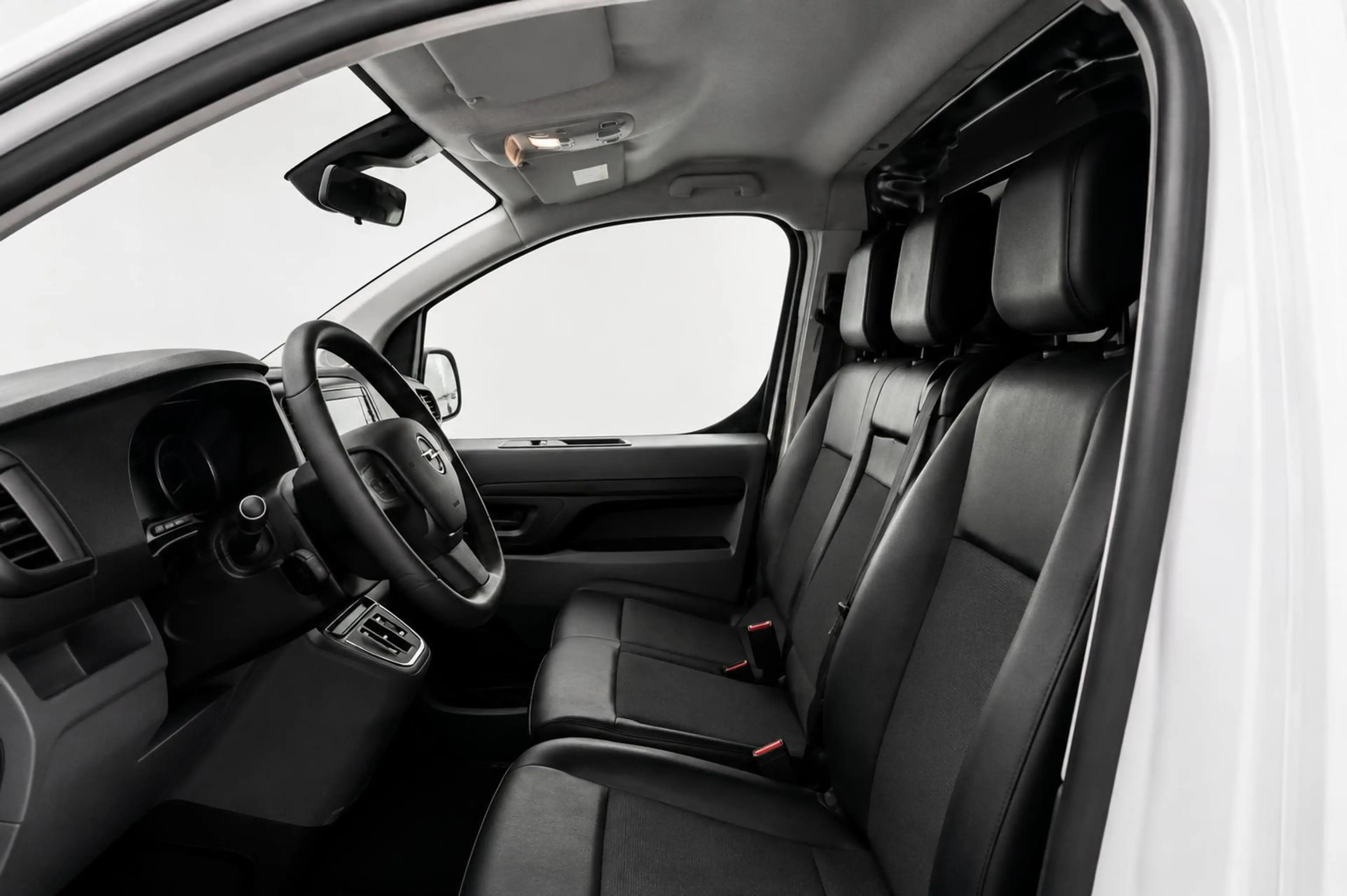 Opel Vivaro-e L2 50 kWh All-in prijs incl. 12 mnd. Bovag Garanti — photo 3