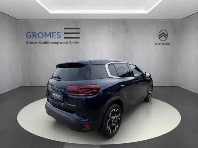 Citroen C5 Aircross view 3
