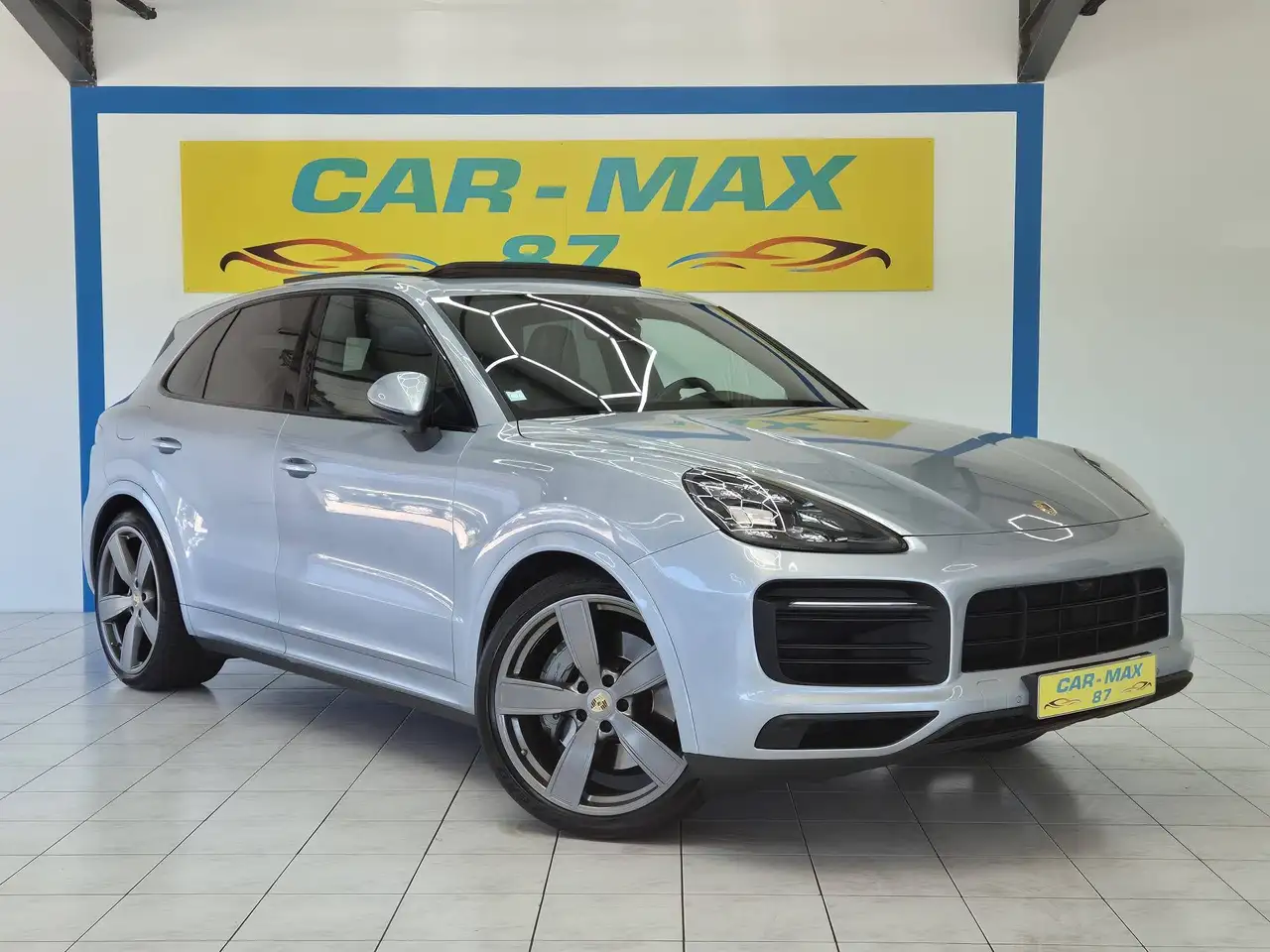 Porsche Cayenne S 2.9 V6 440 cv — photo 1 of 30