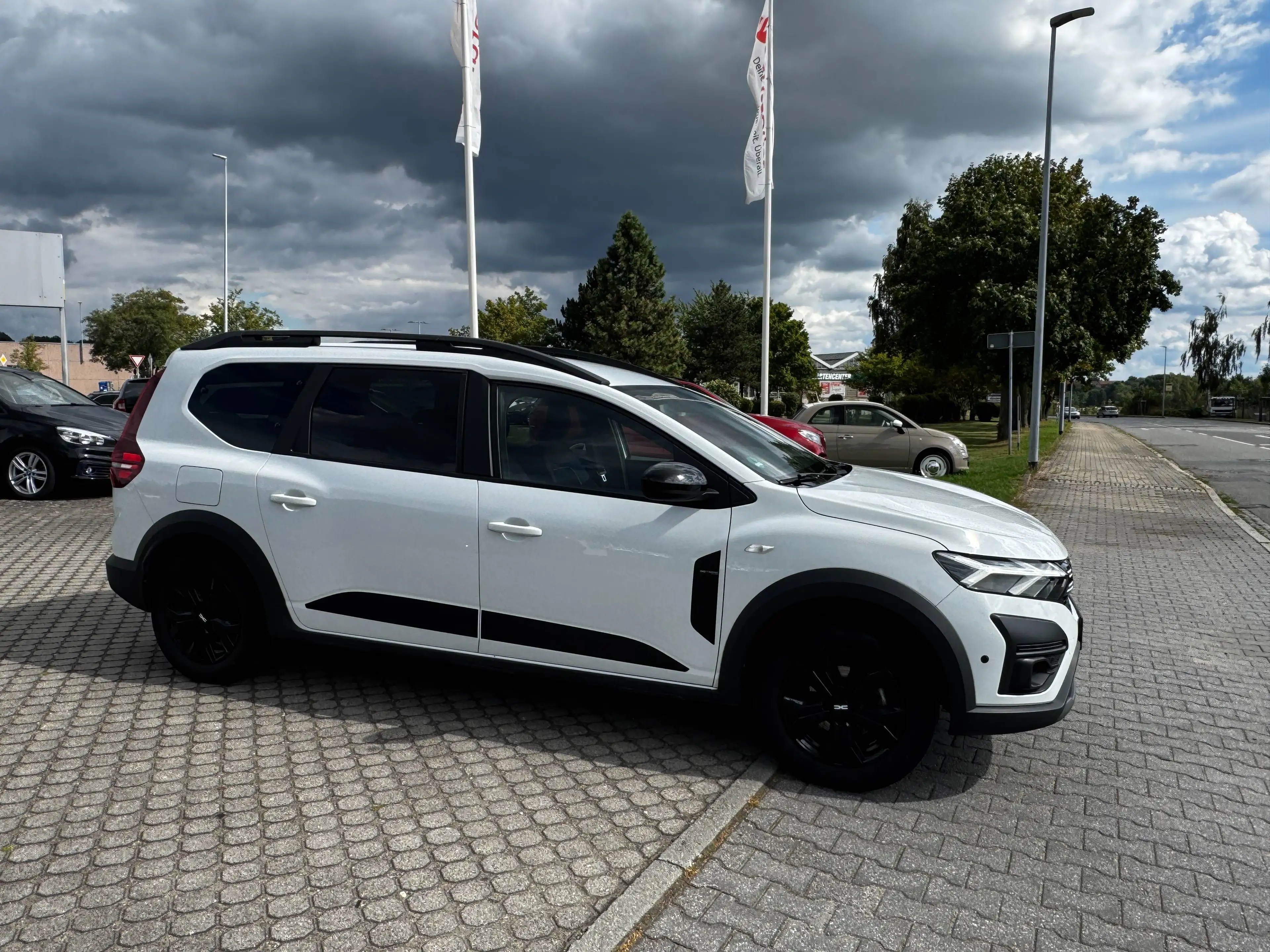 Dacia Jogger Extreme Full-Hybrid 140  7-Sitzer   Sitzheizung — photo 5