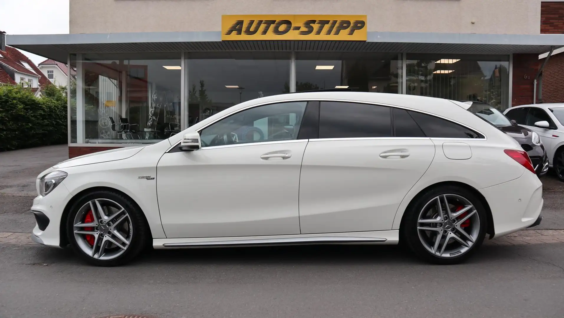 Mercedes-Benz CLA 45 AMG BLIS RFK PANO SOUNDSYS Blanc - 2