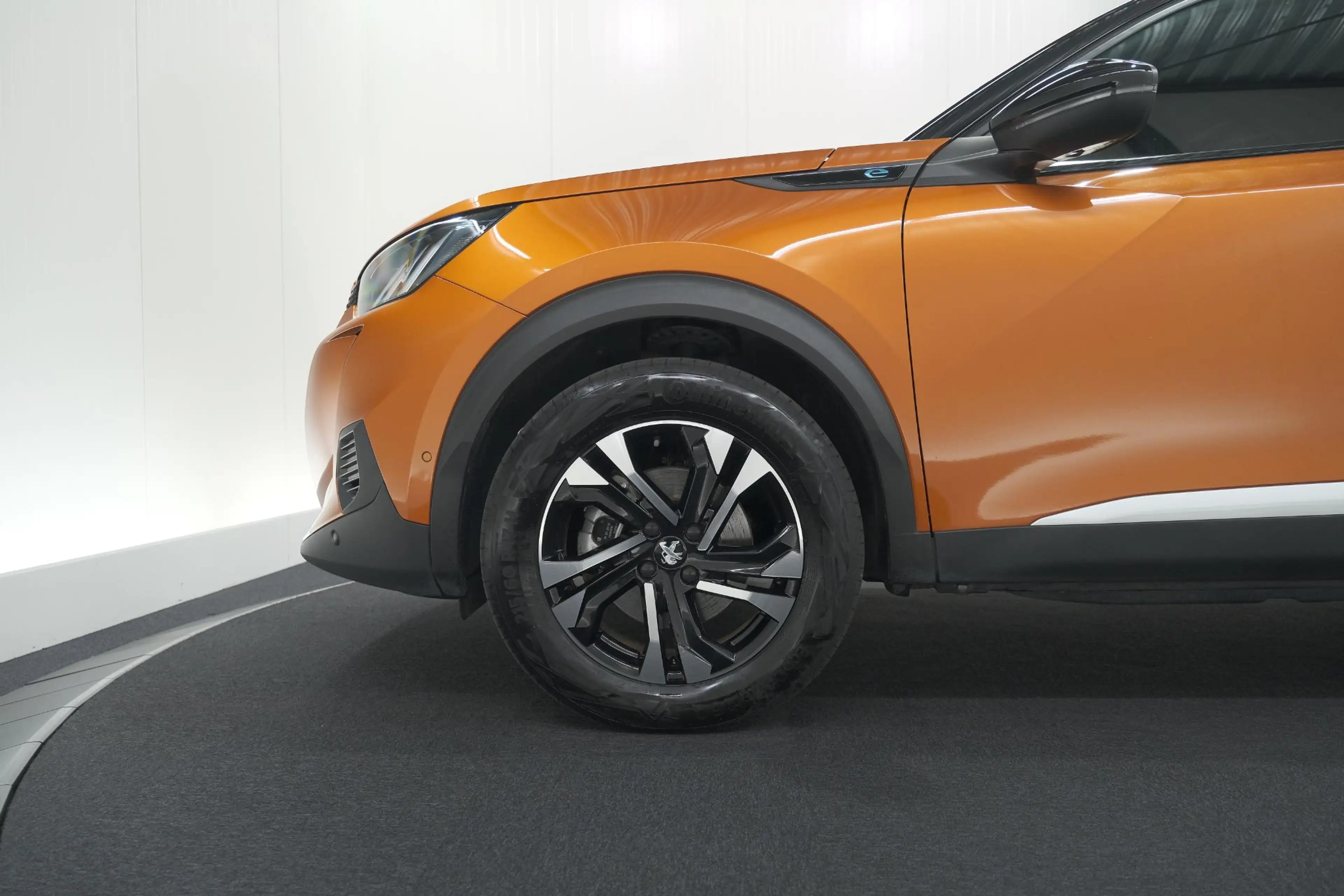 Peugeot e-2008 EV GT 50 kWh | 11 KW Lader | 96,3% SOH | Adaptieve — photo 13