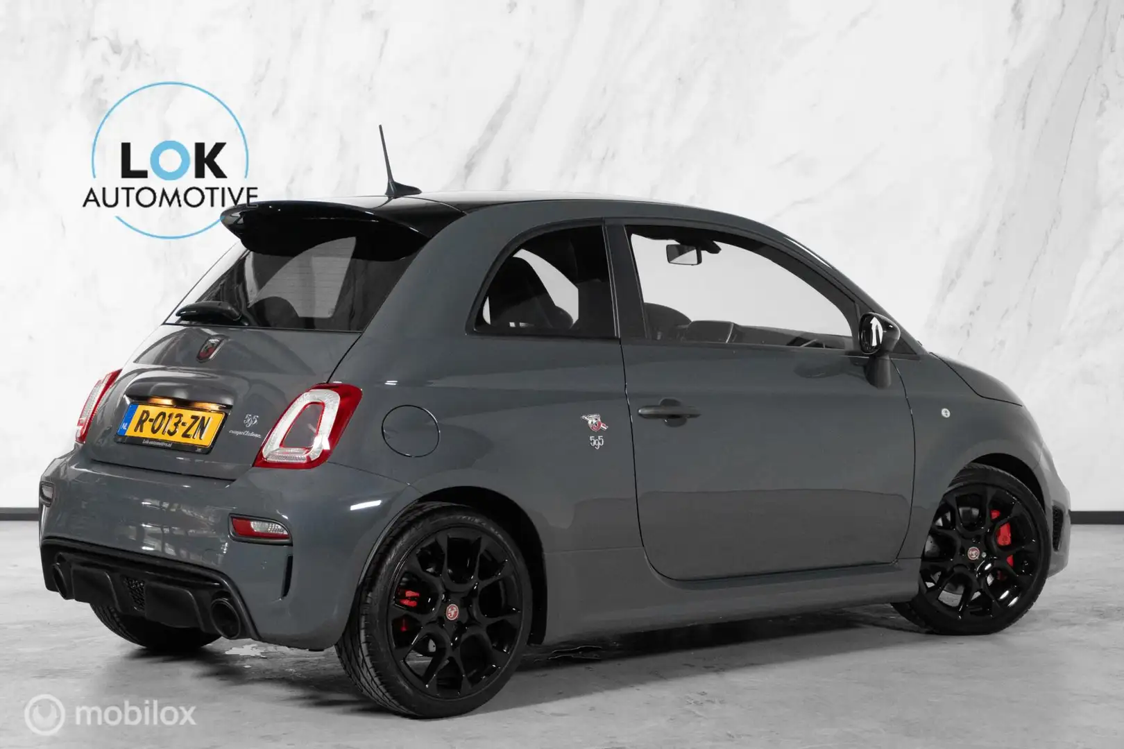 Fiat 500 Abarth 1.4 T-Jet Competizione AKRAPOVIC|LED| Grau - 2