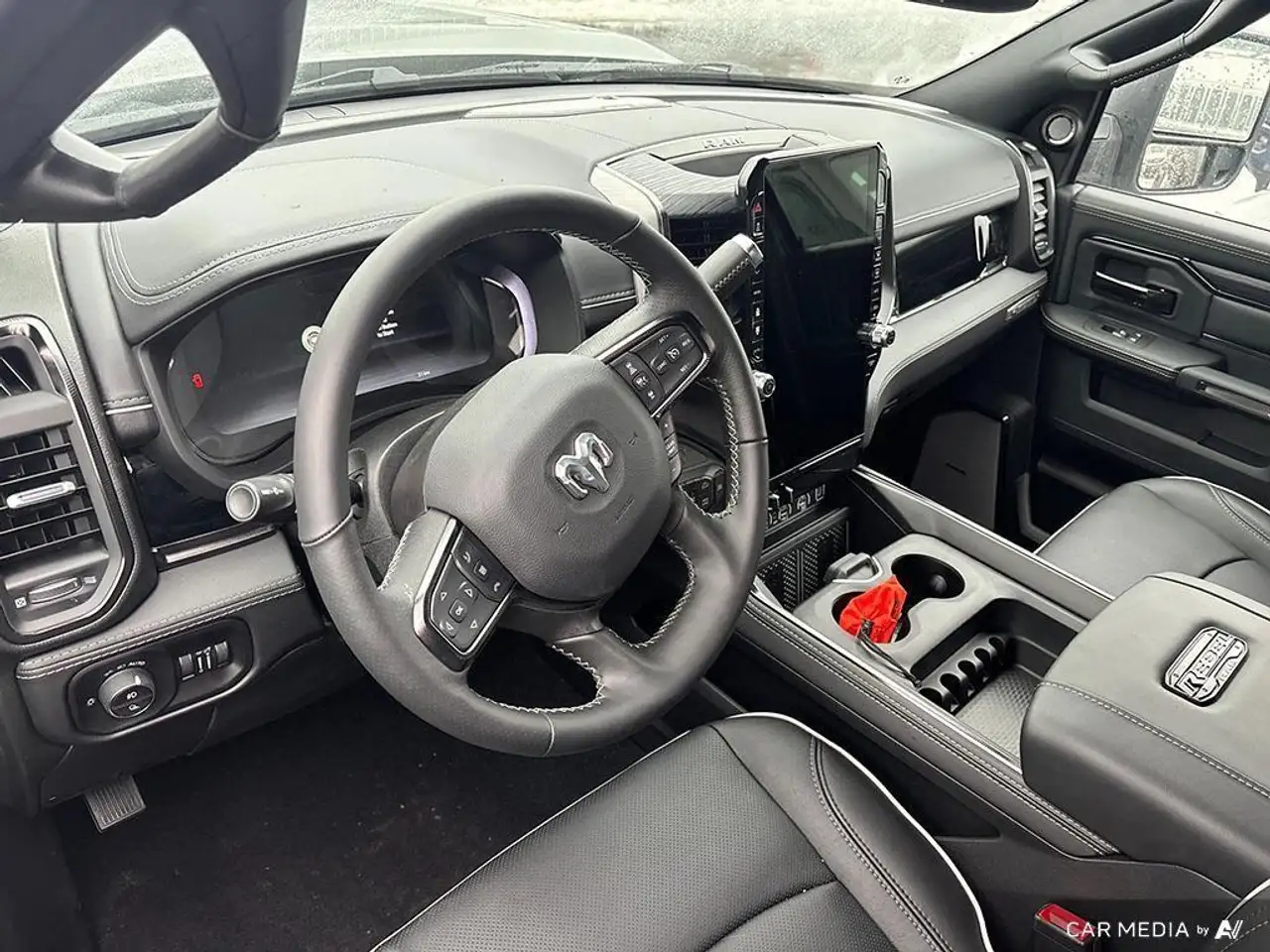 RAM 2500 снимка RAM 2500
